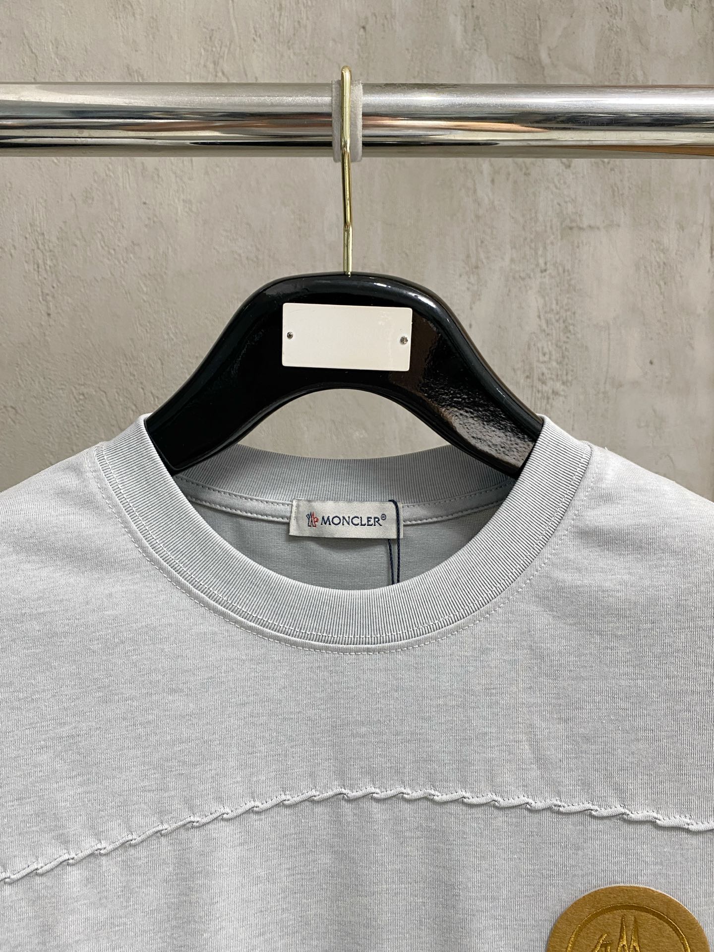 short sleeves
