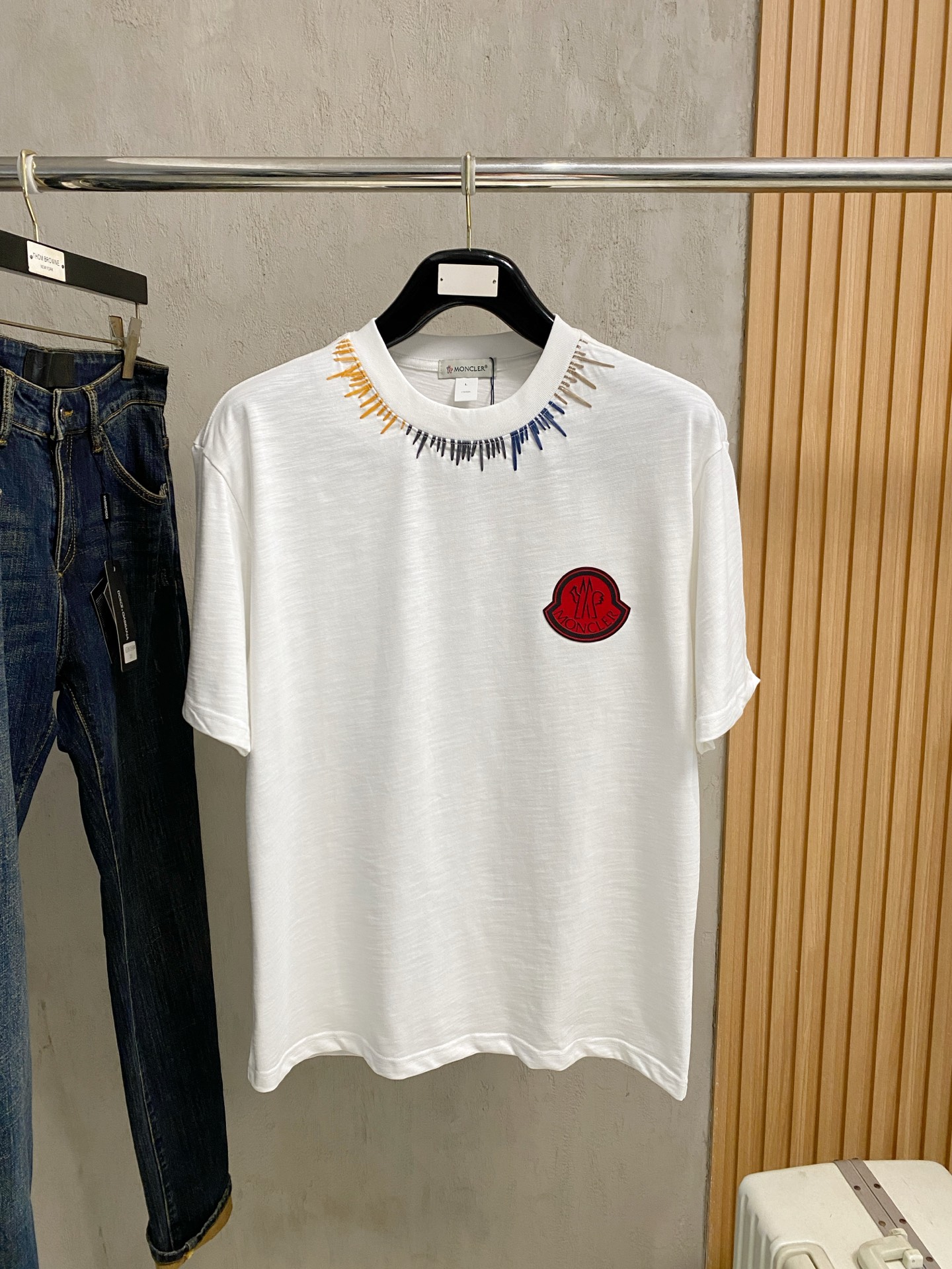 short sleeves