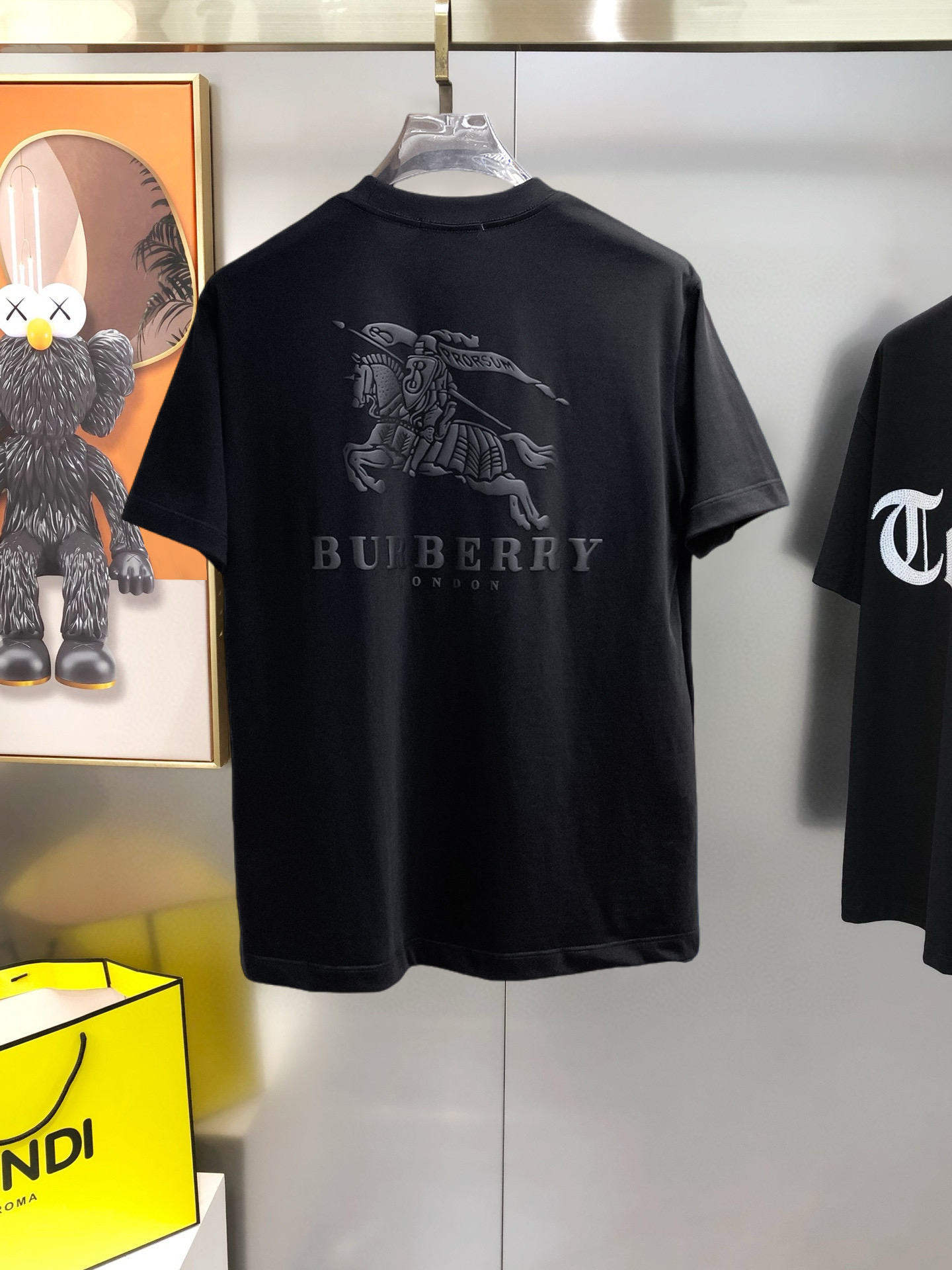 short sleeves