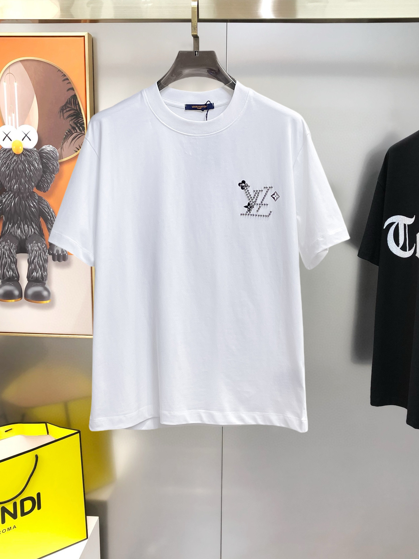short sleeves