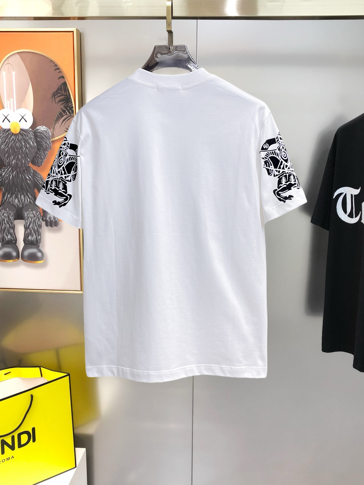 short sleeves