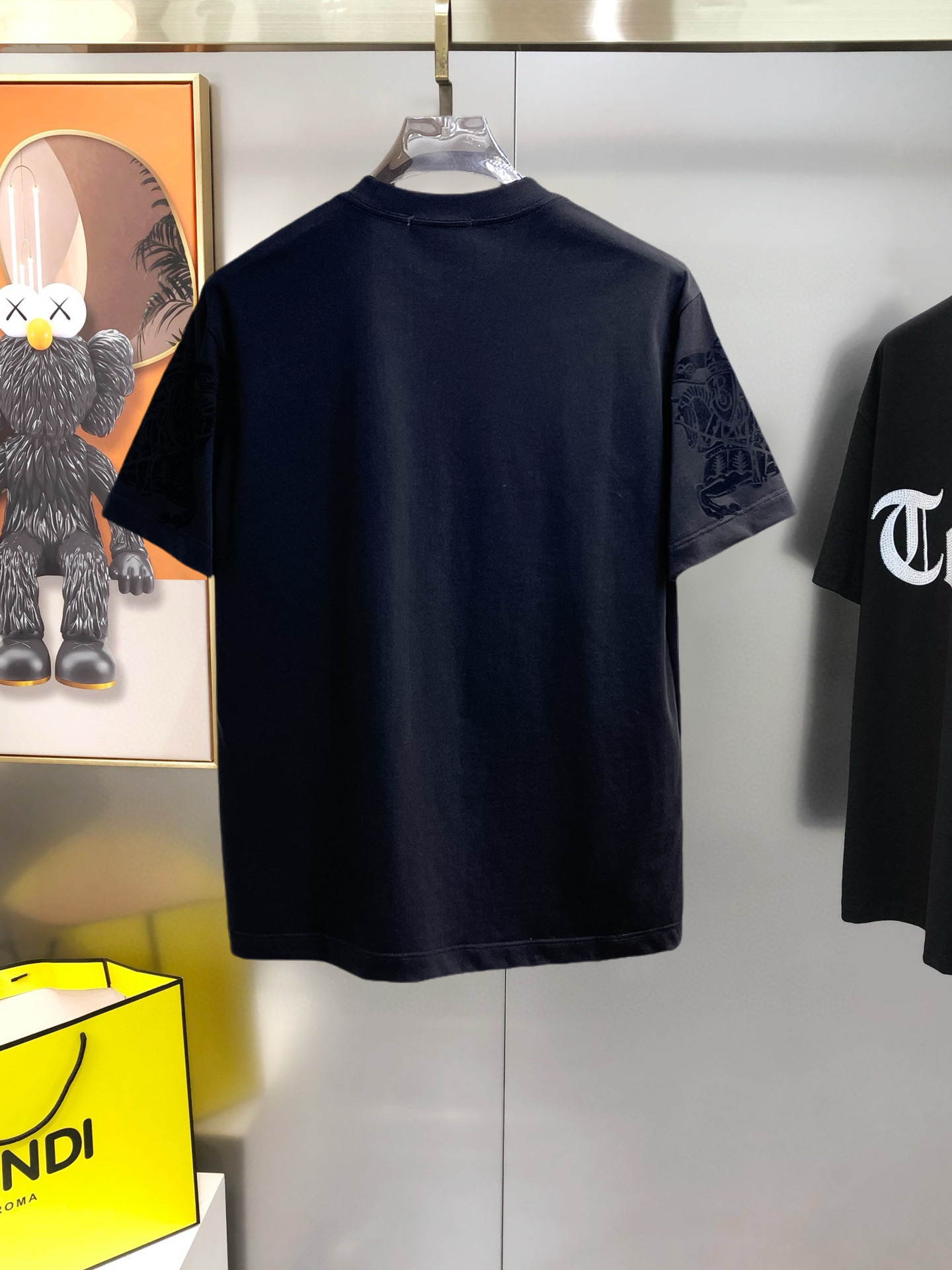 short sleeves
