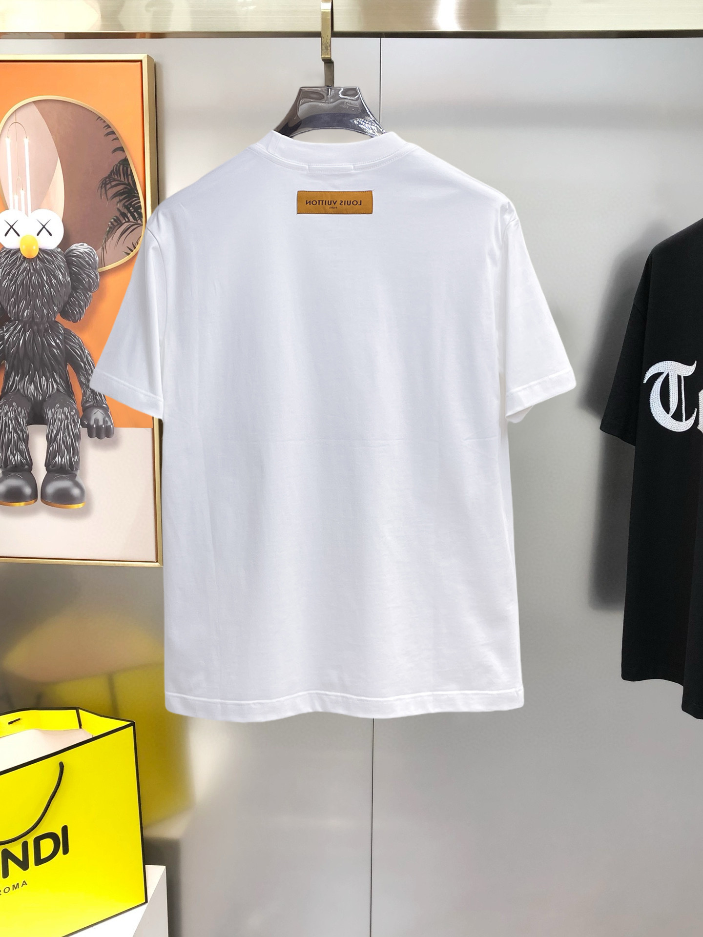 short sleeves