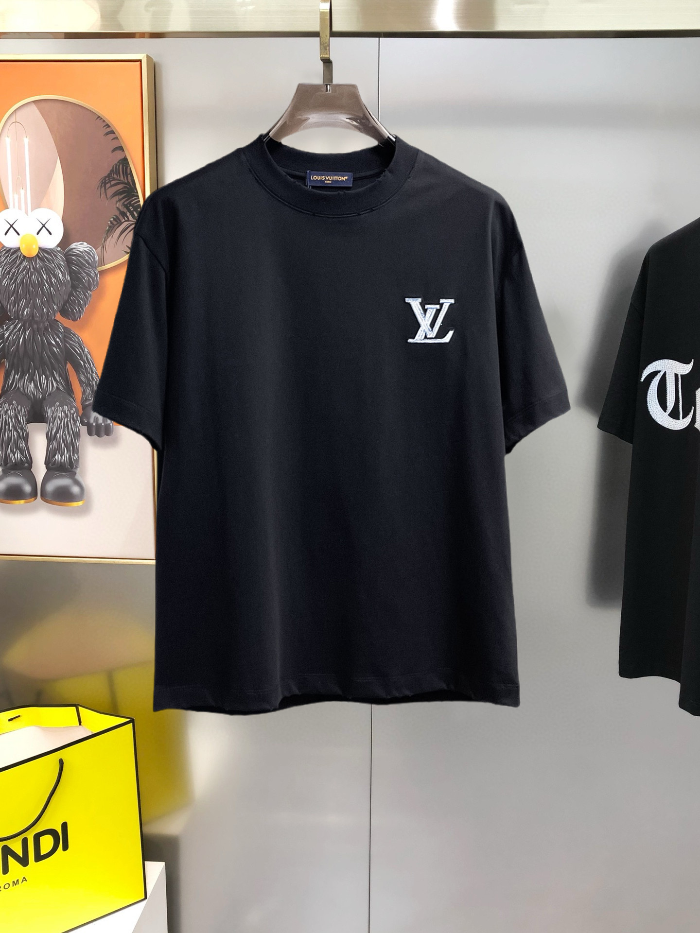short sleeves