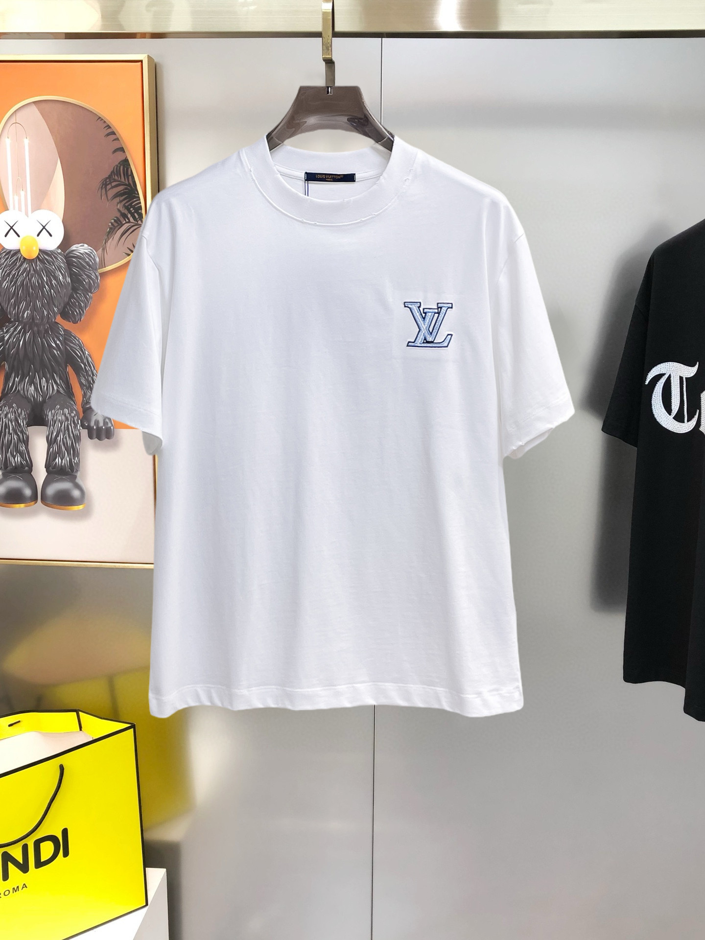 short sleeves