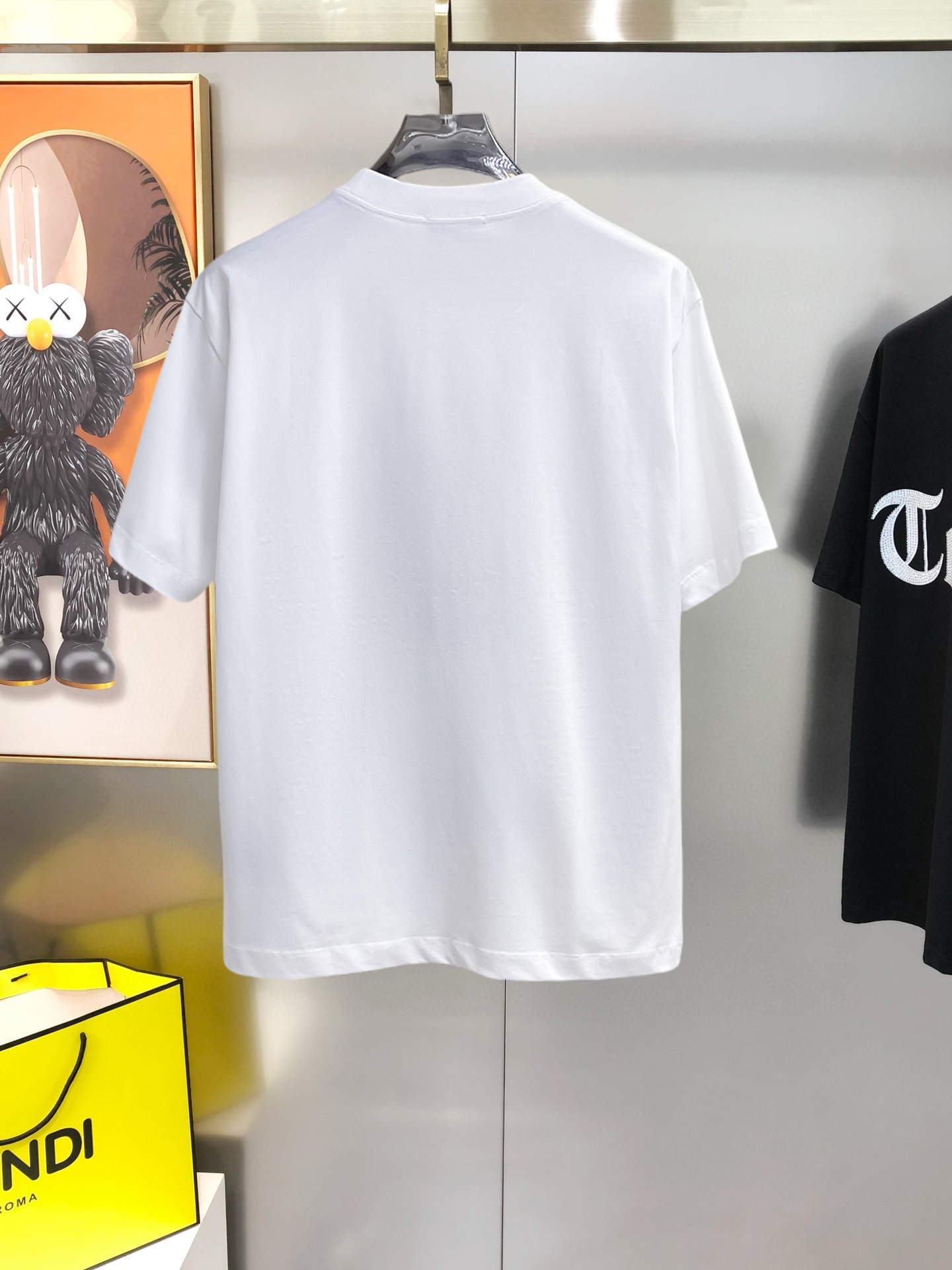 short sleeves