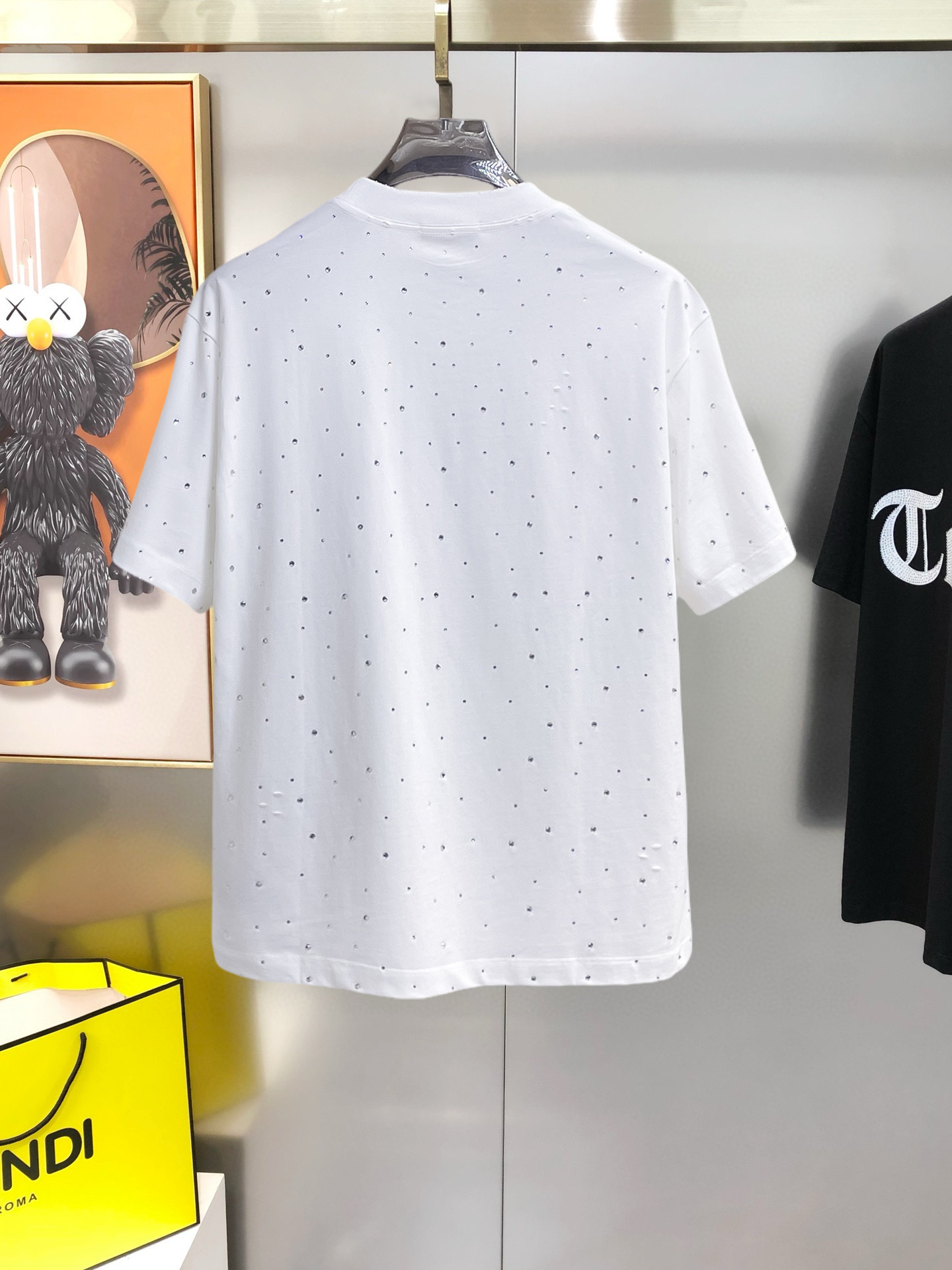 short sleeves