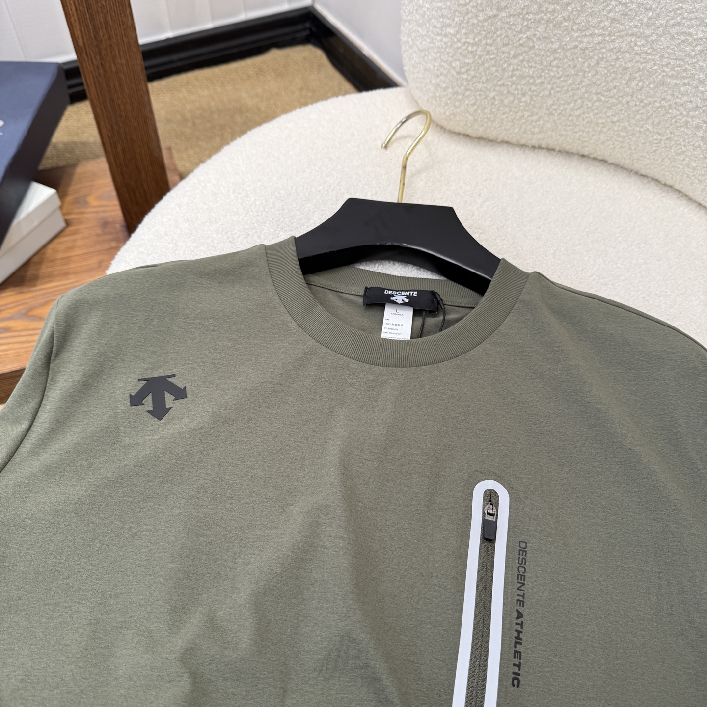 short sleeves
