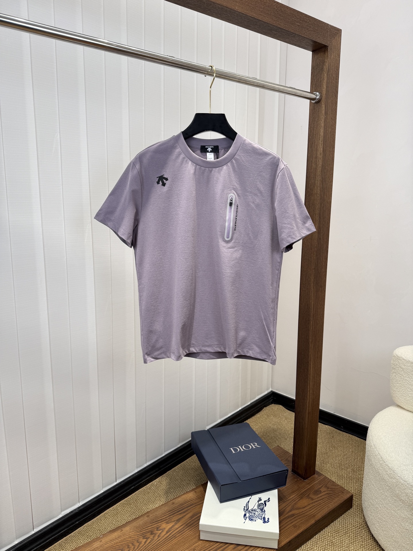 short sleeves