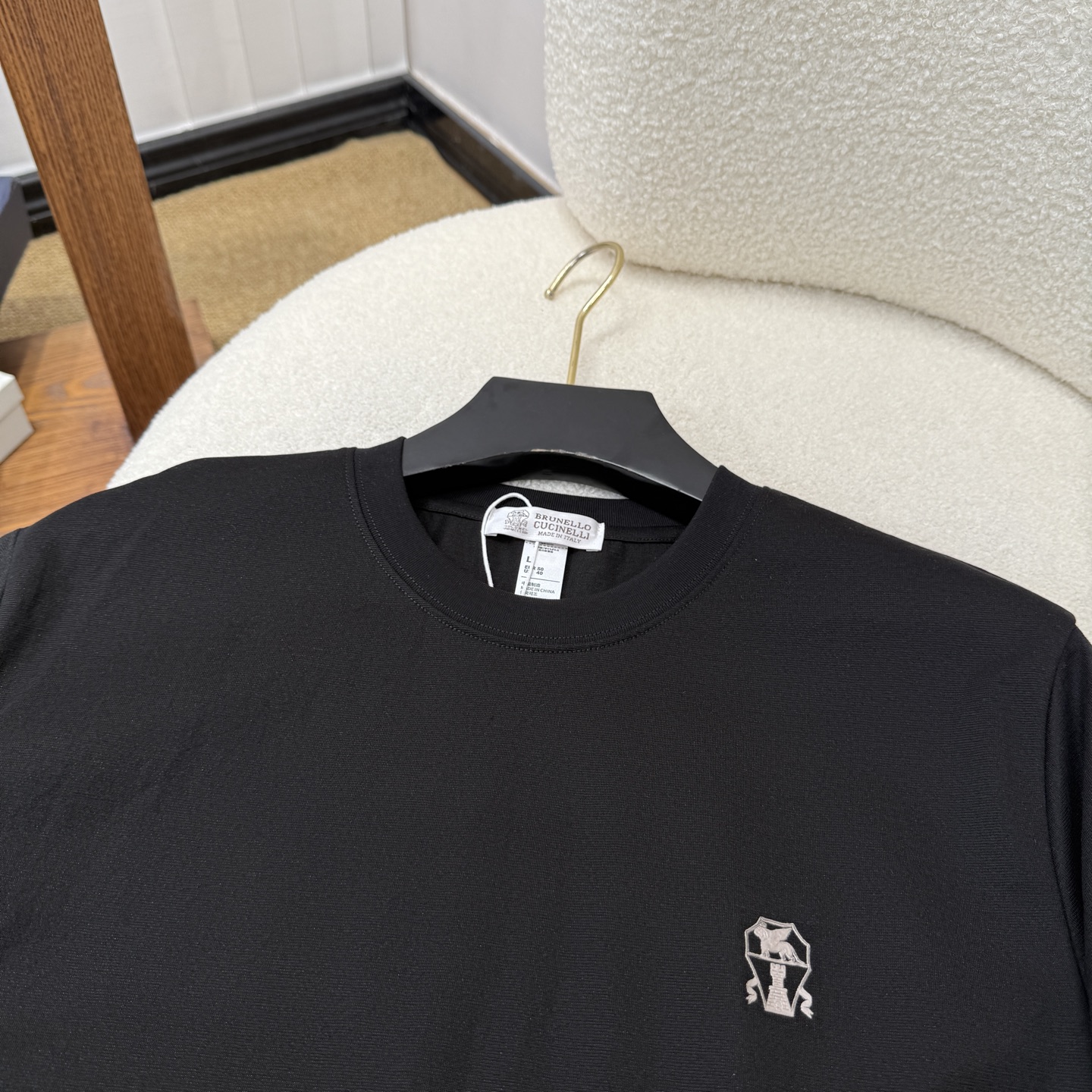 short sleeves