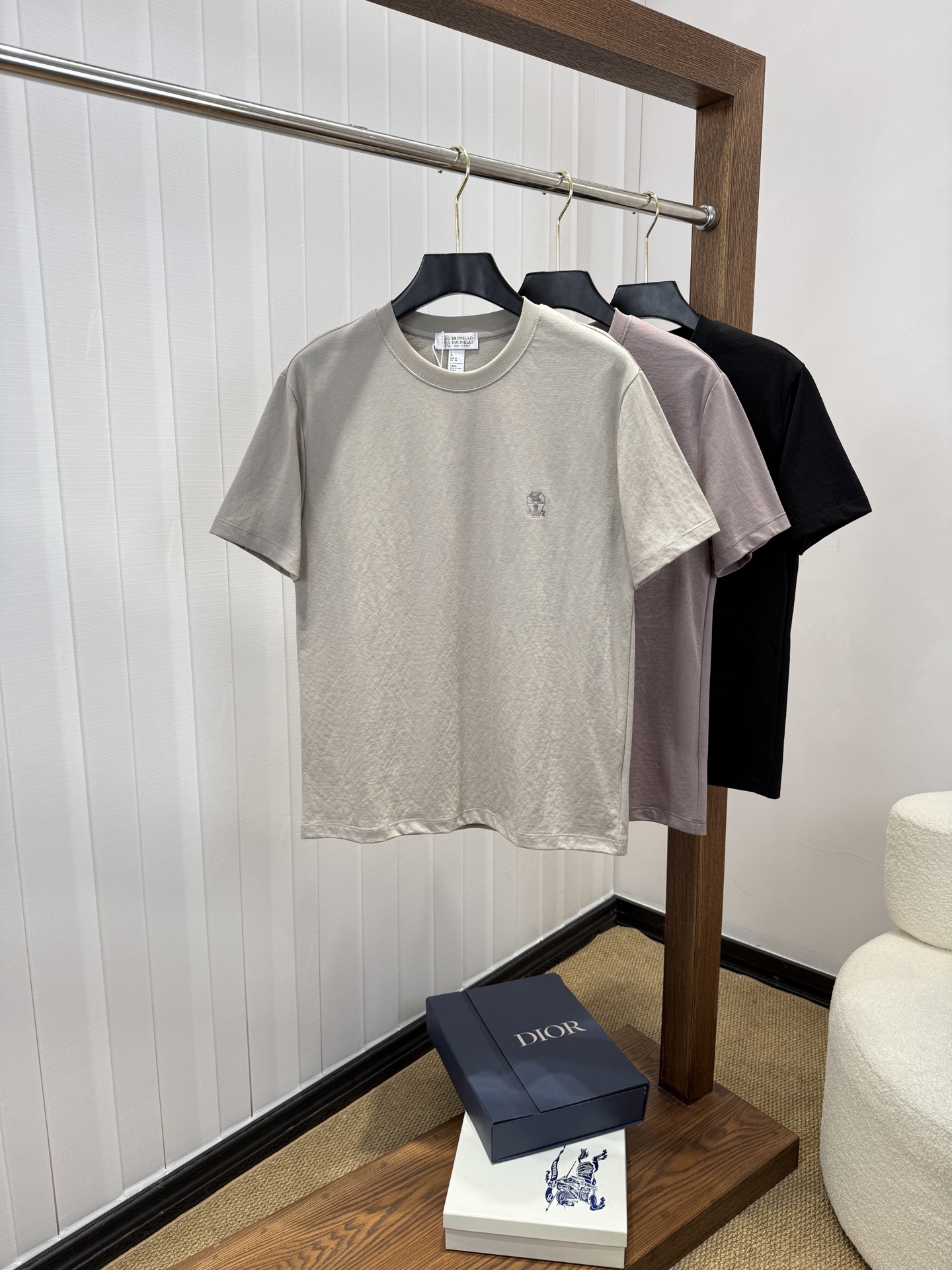 short sleeves