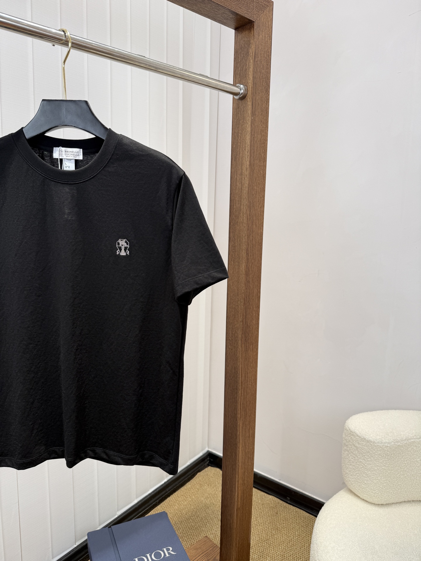 short sleeves