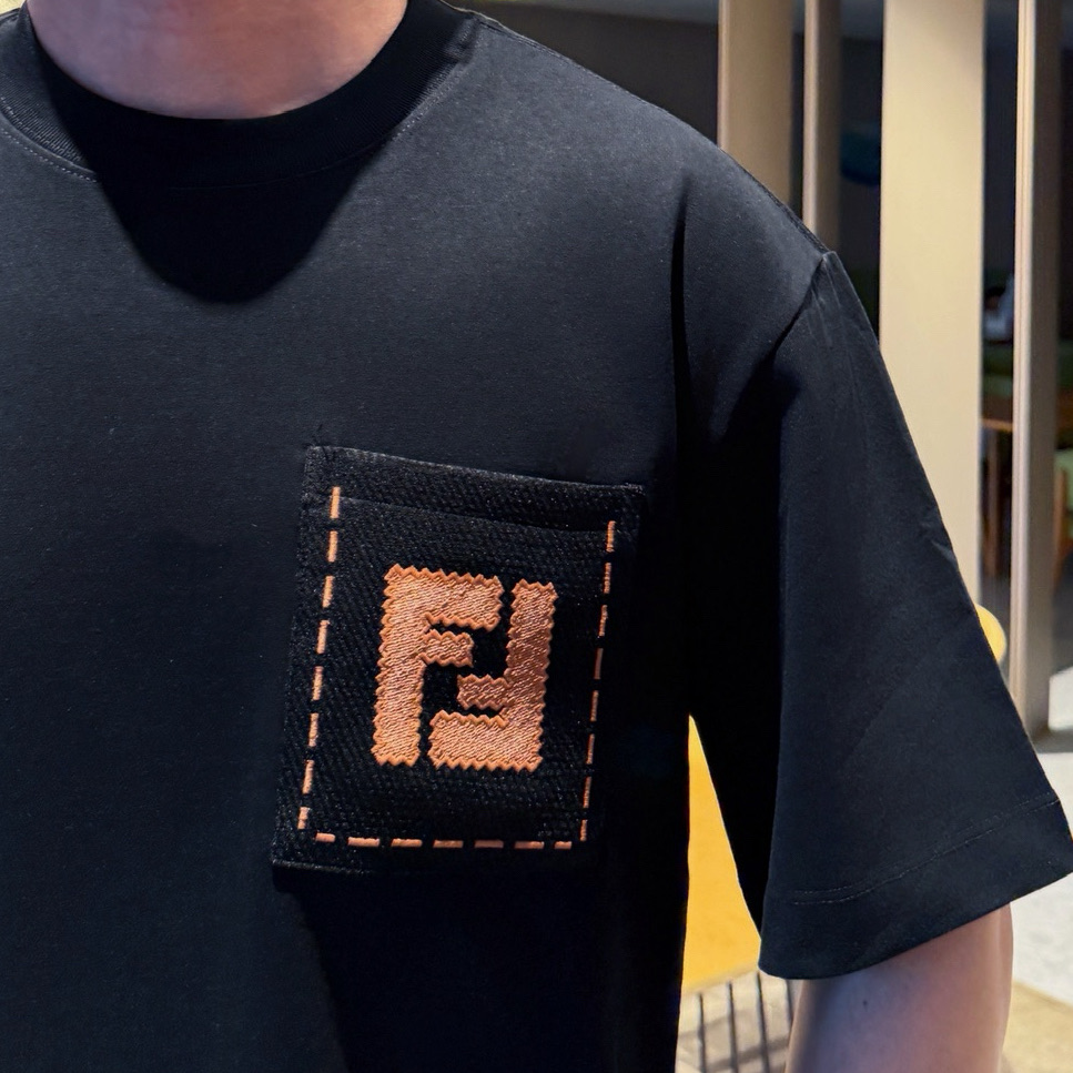 short sleeves