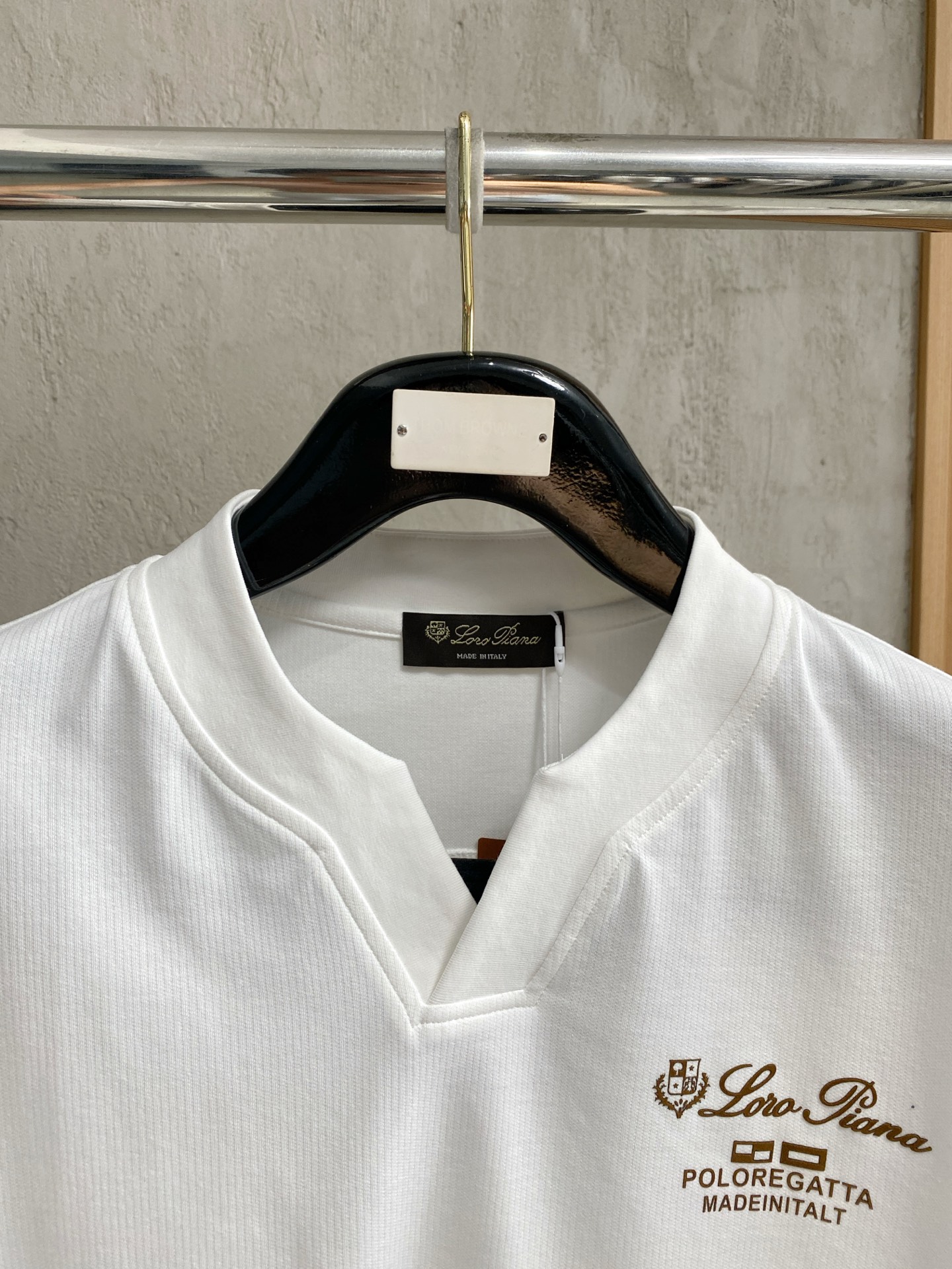 short sleeves