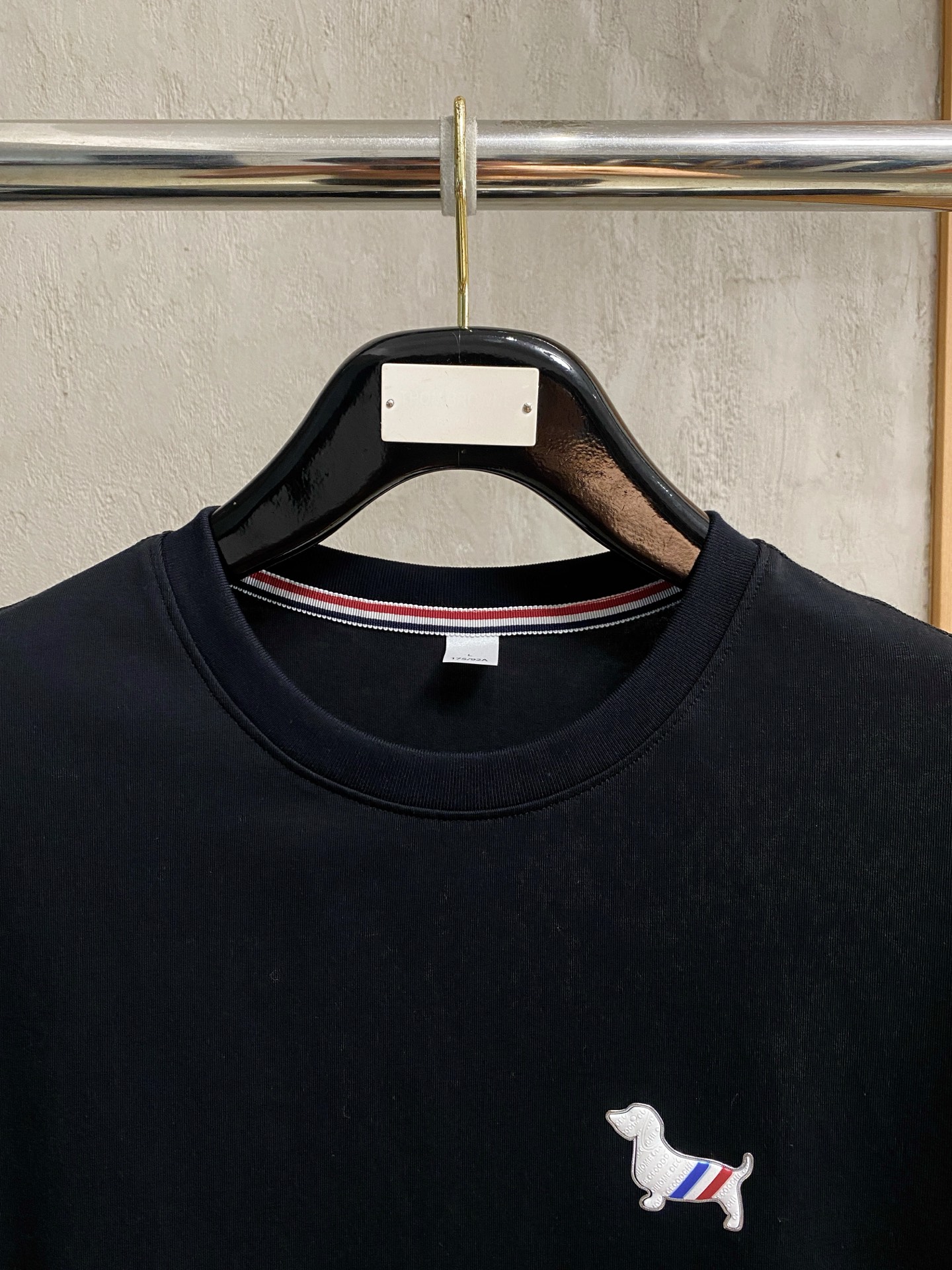 short sleeves
