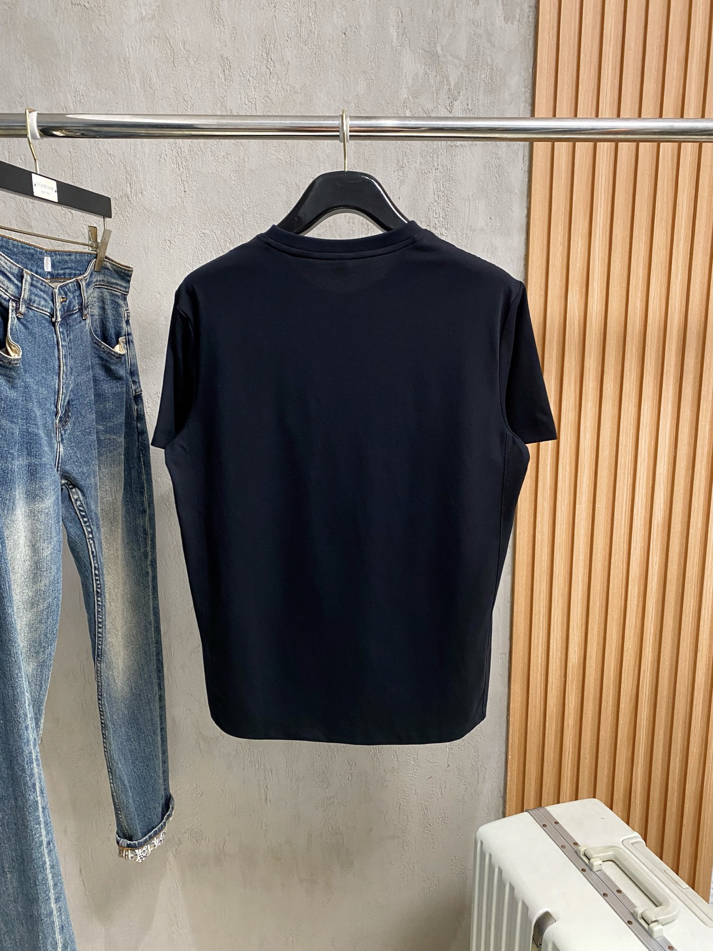 short sleeves