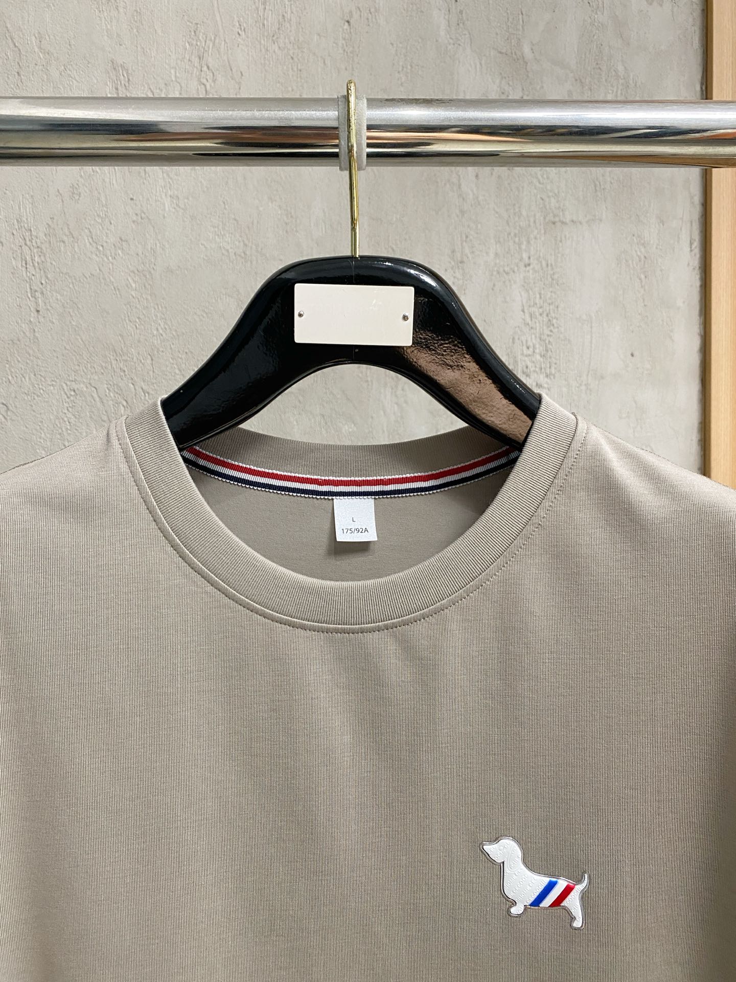 short sleeves