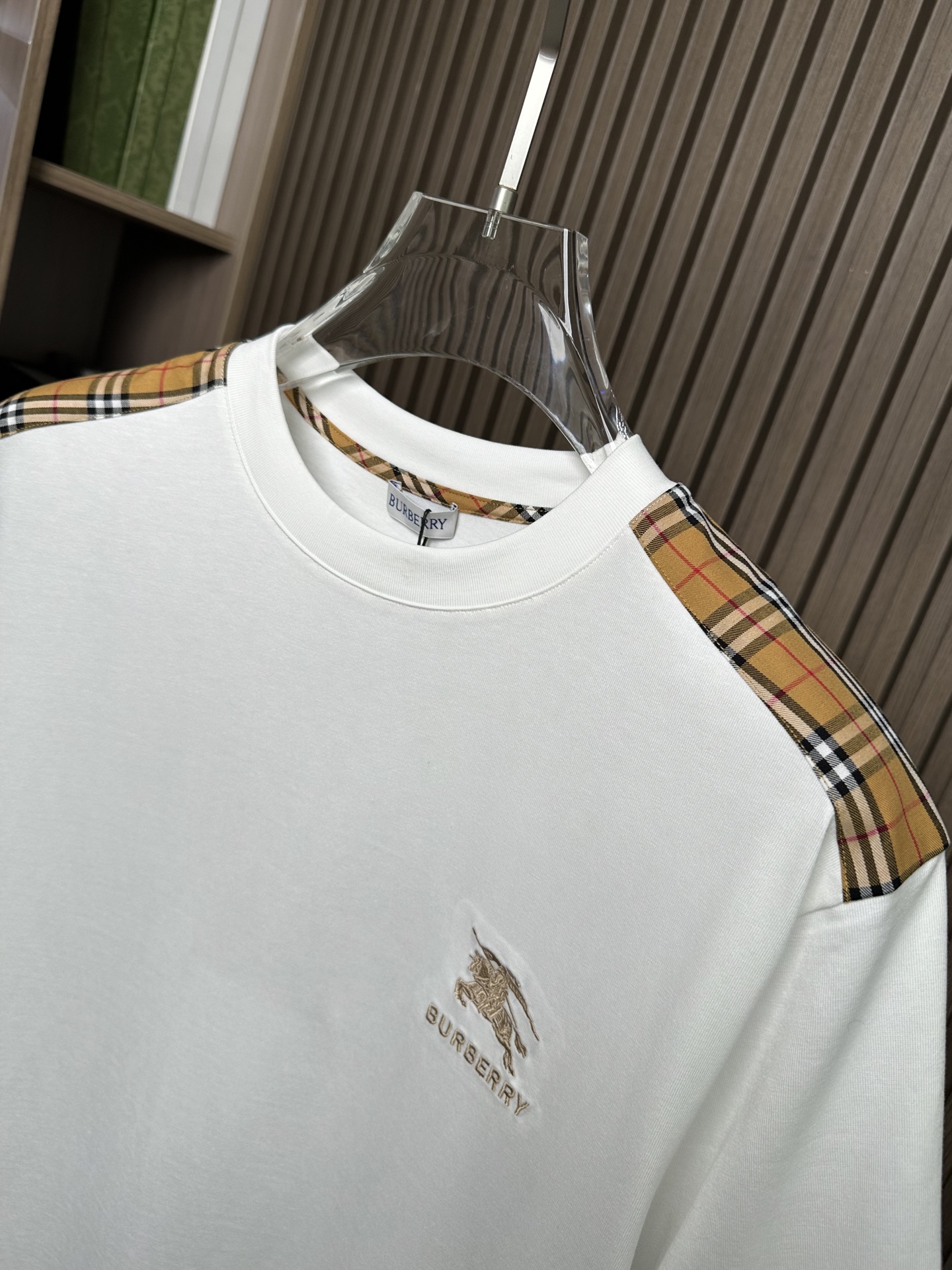 short sleeves