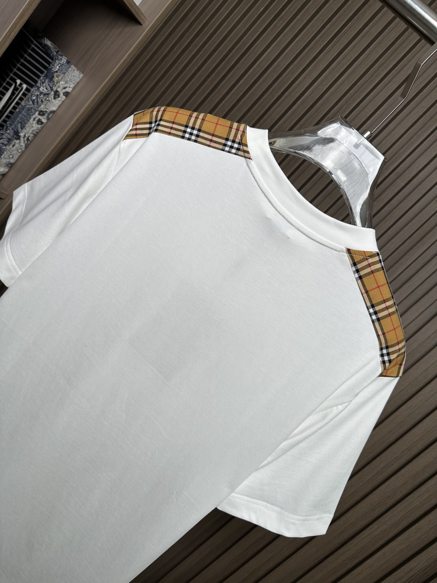 short sleeves