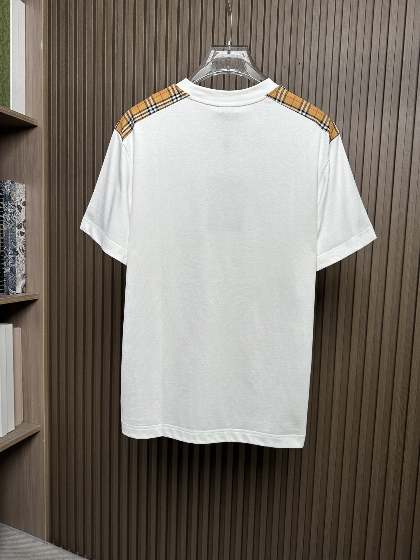 short sleeves