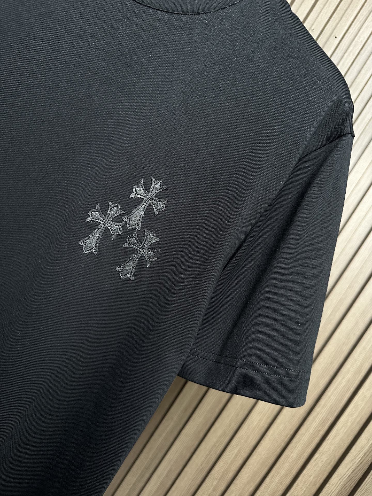 short sleeves
