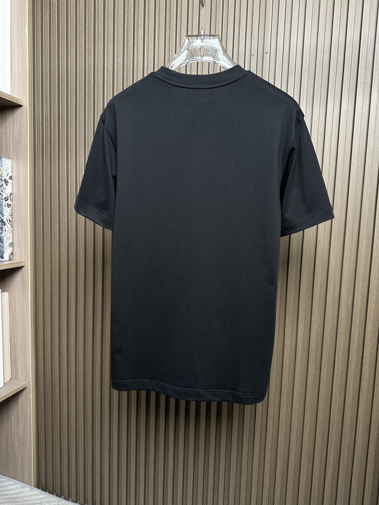 short sleeves