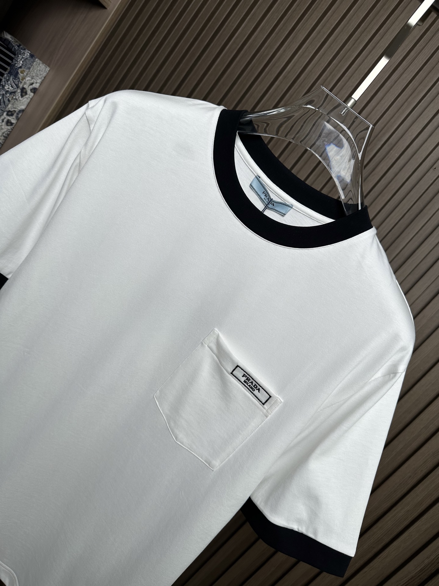 short sleeves