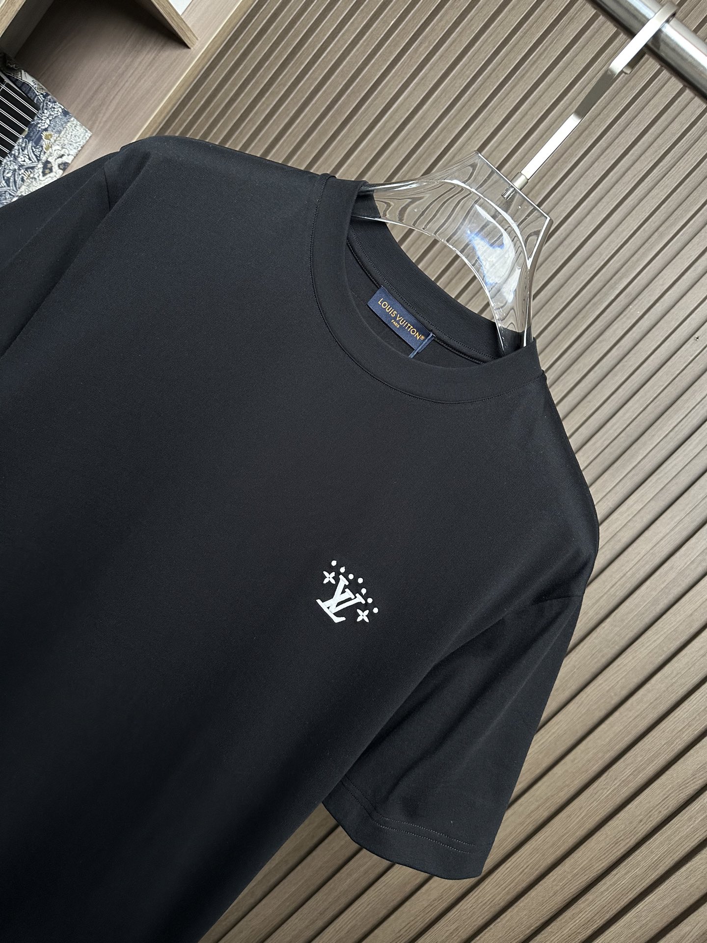 short sleeves