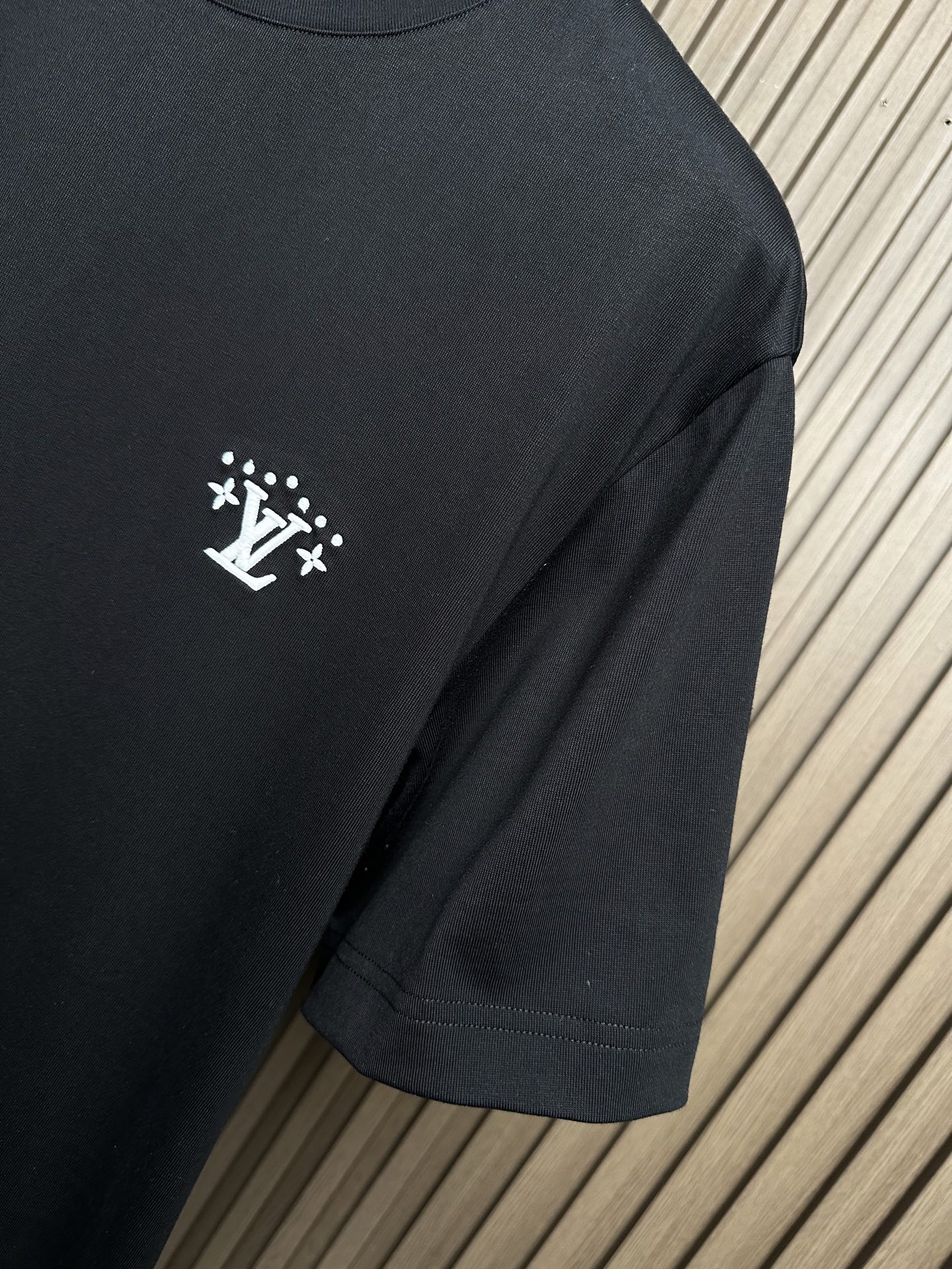 short sleeves