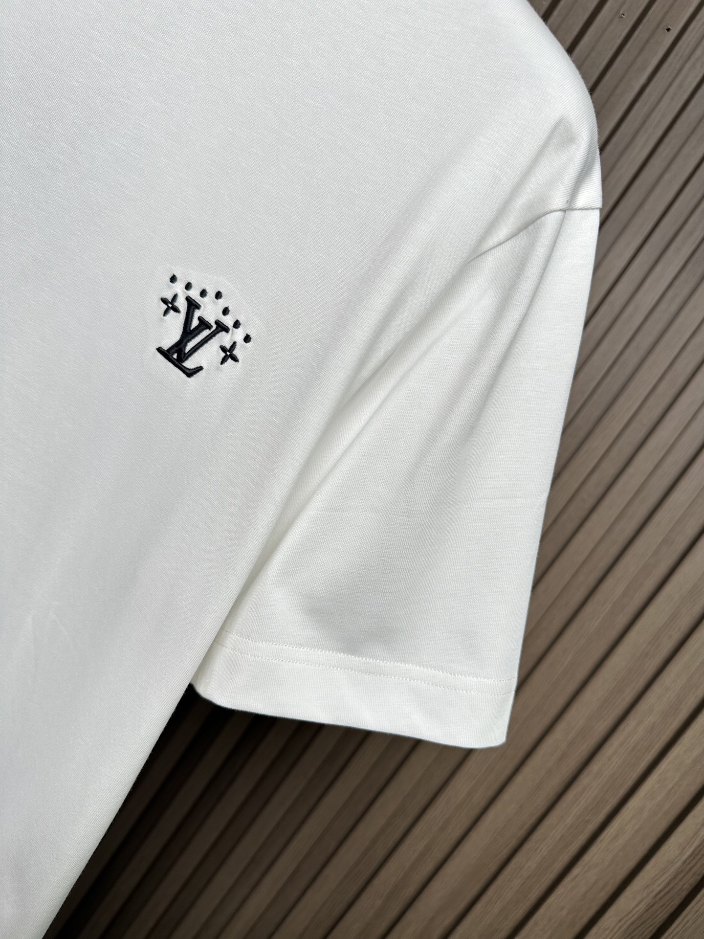 short sleeves