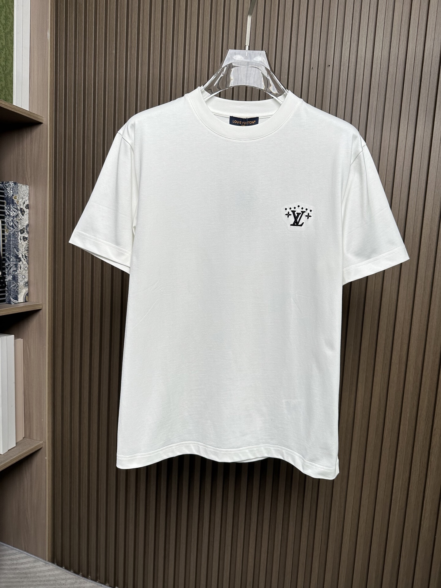 short sleeves