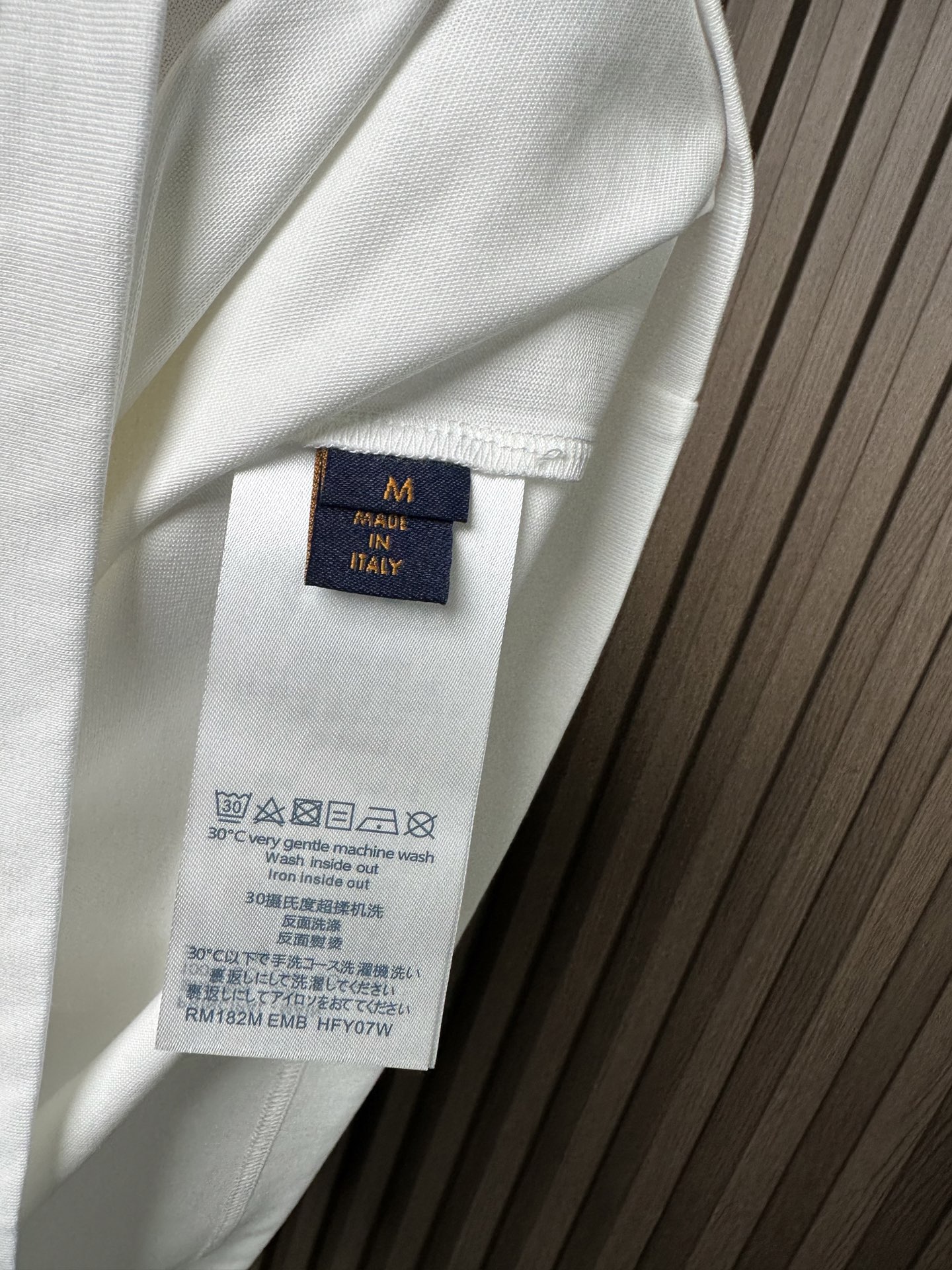 short sleeves