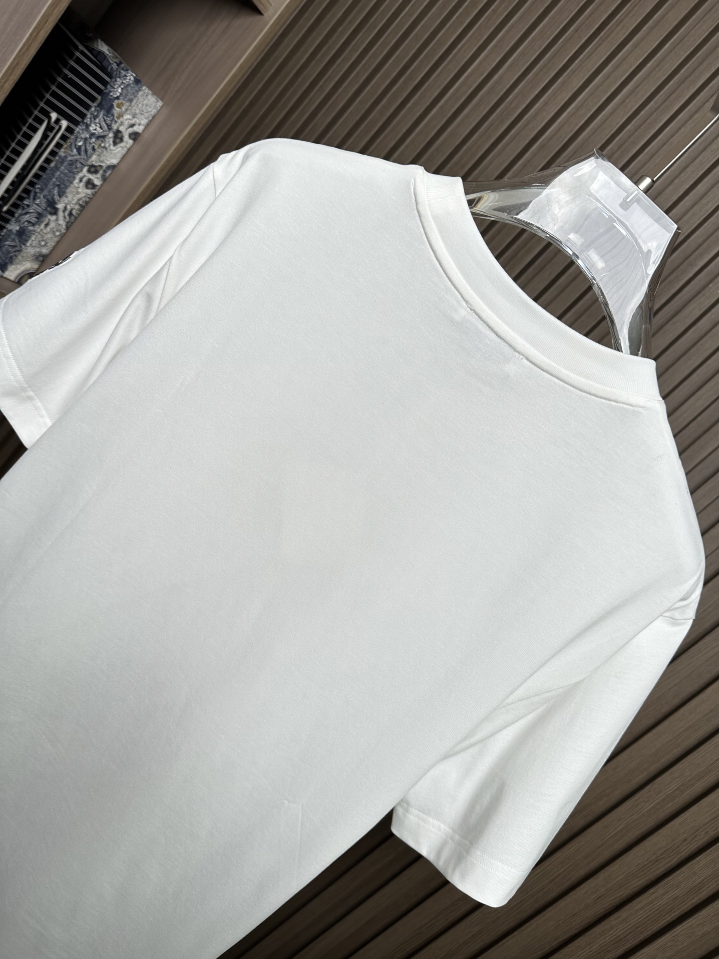 short sleeves