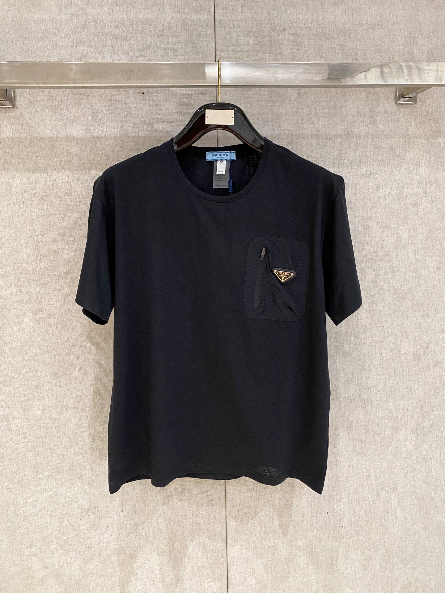 short sleeves
