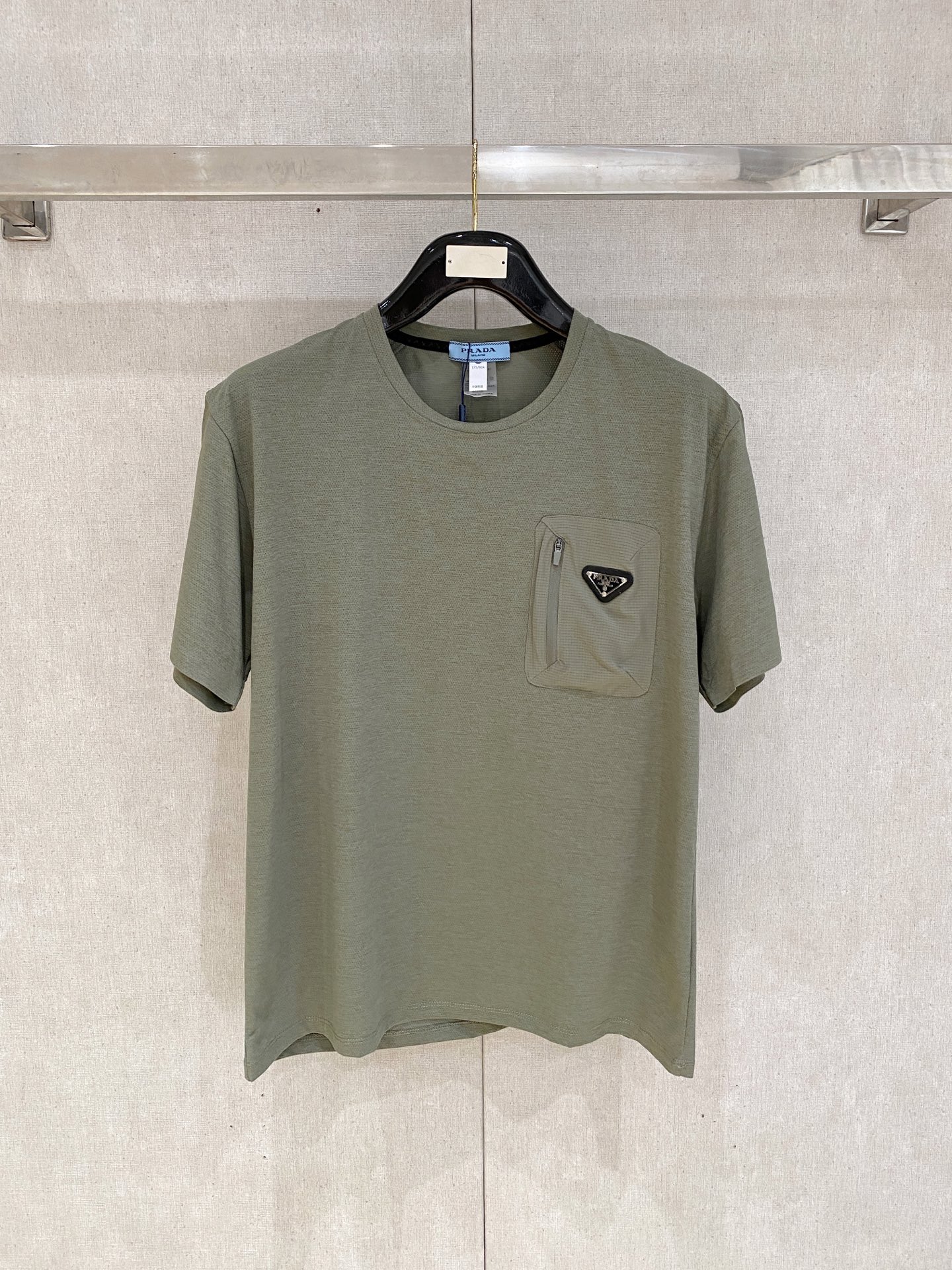 short sleeves