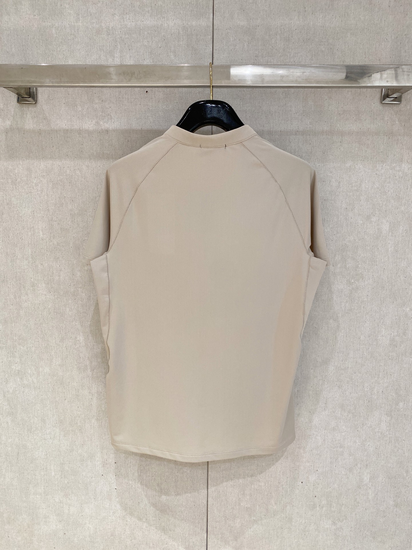 short sleeves