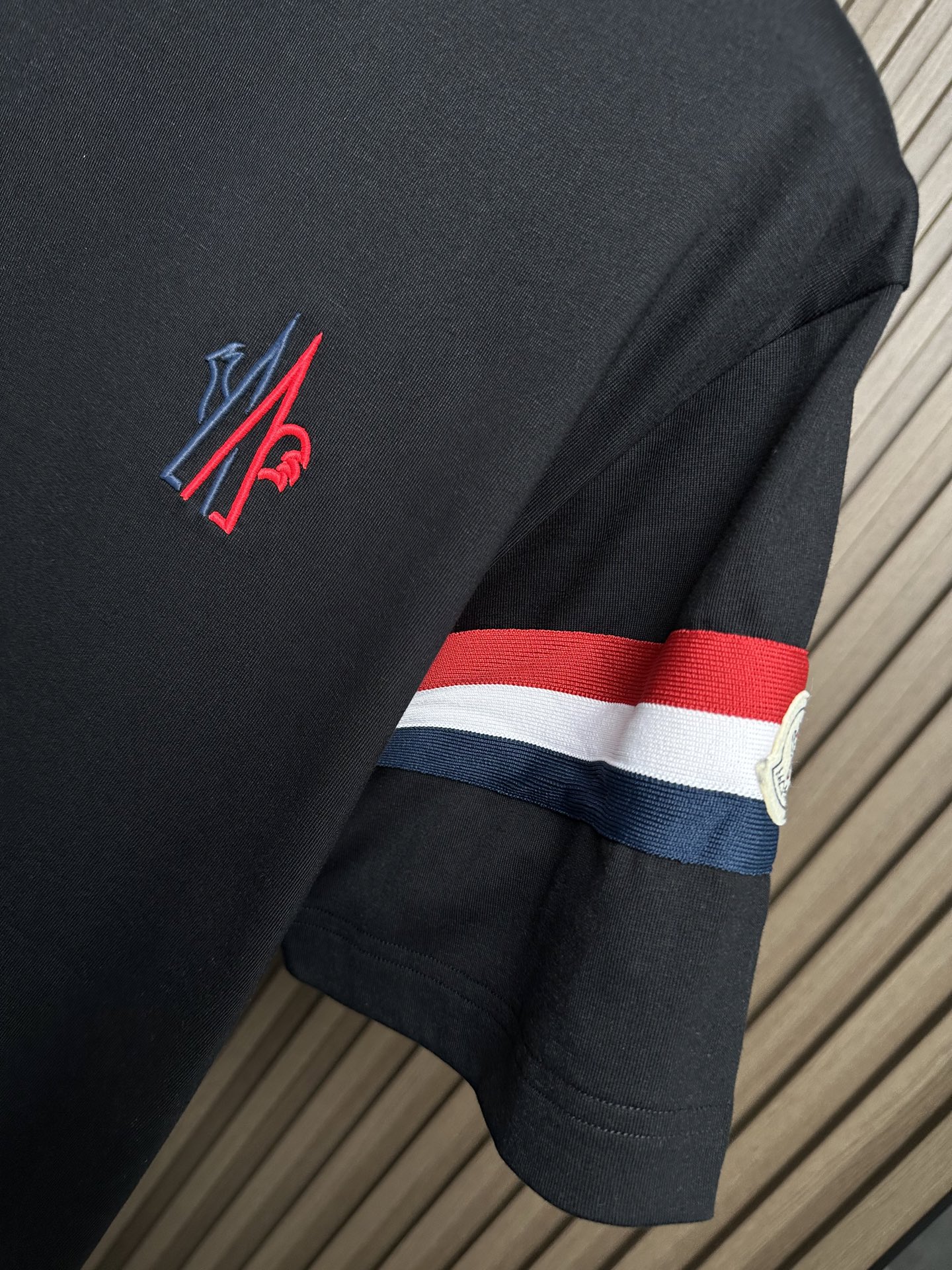 short sleeves