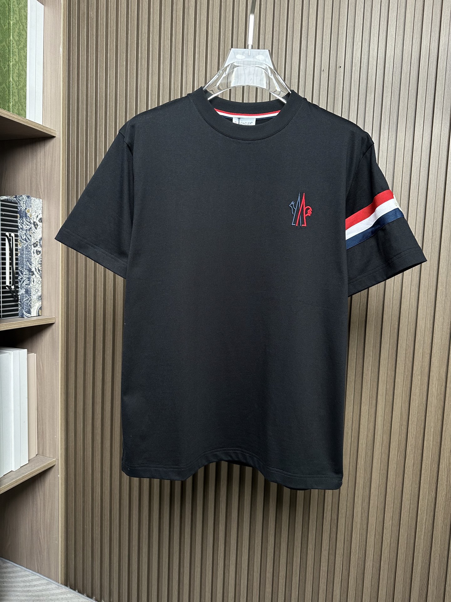 short sleeves