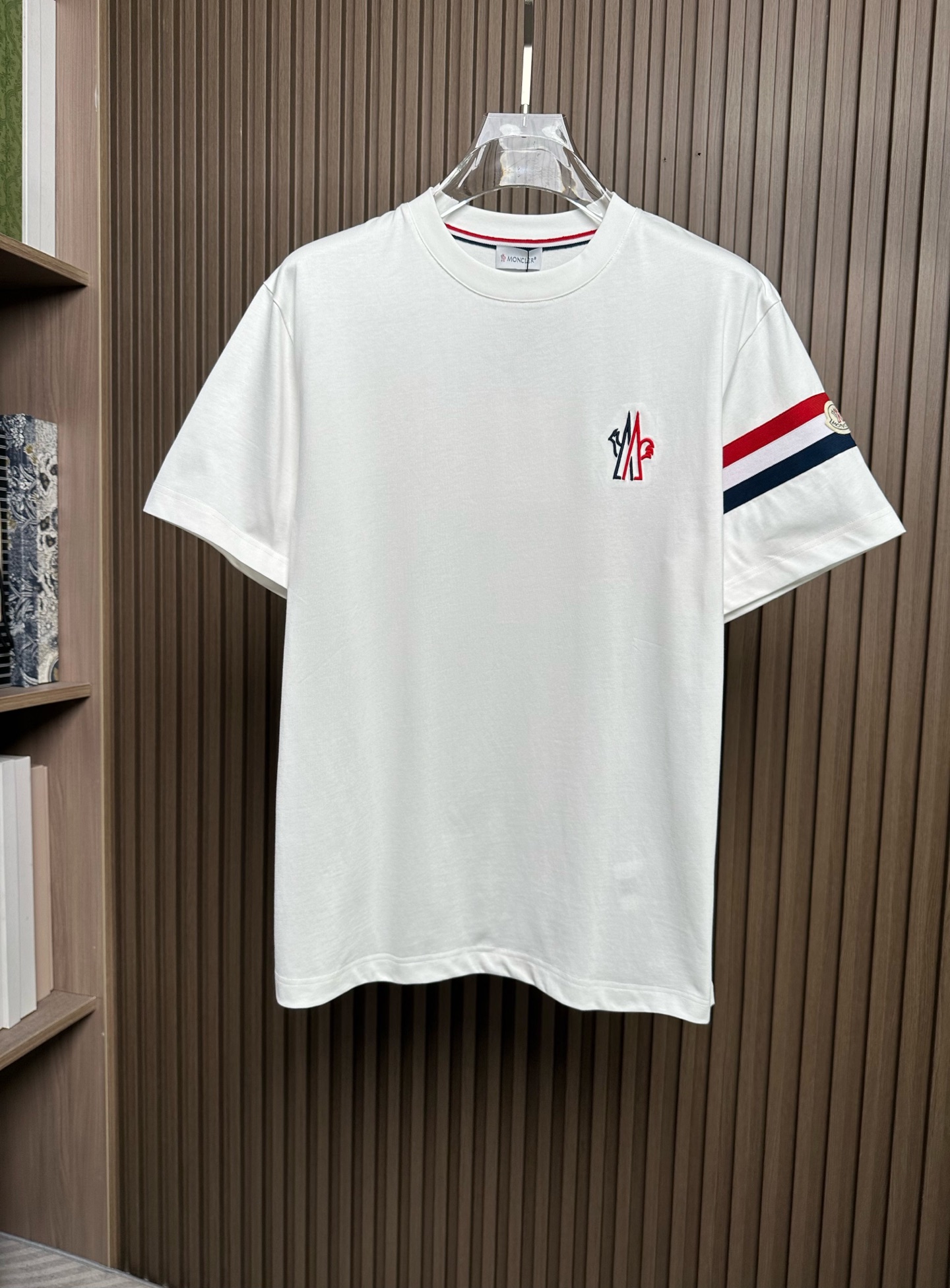 short sleeves