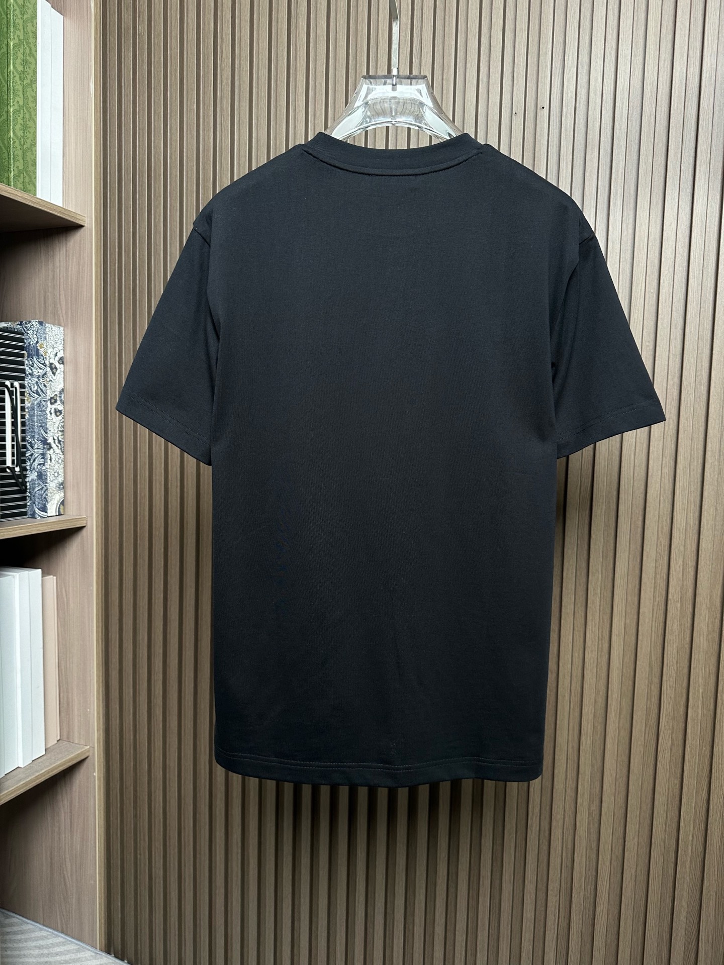short sleeves