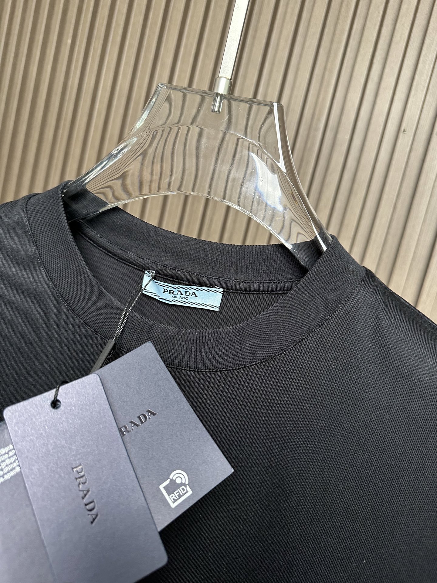 short sleeves