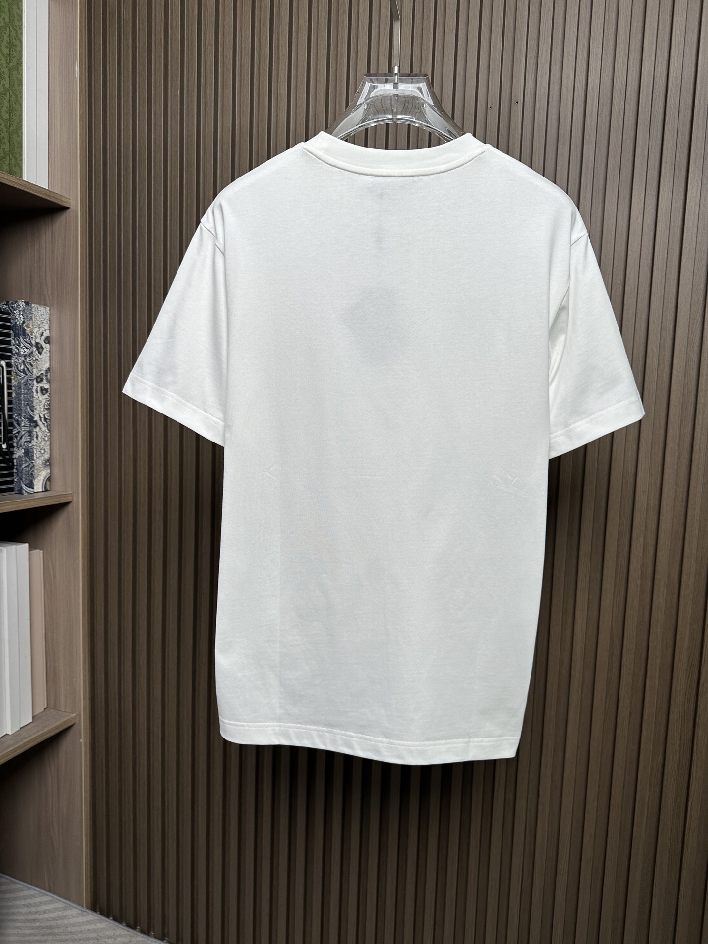 short sleeves