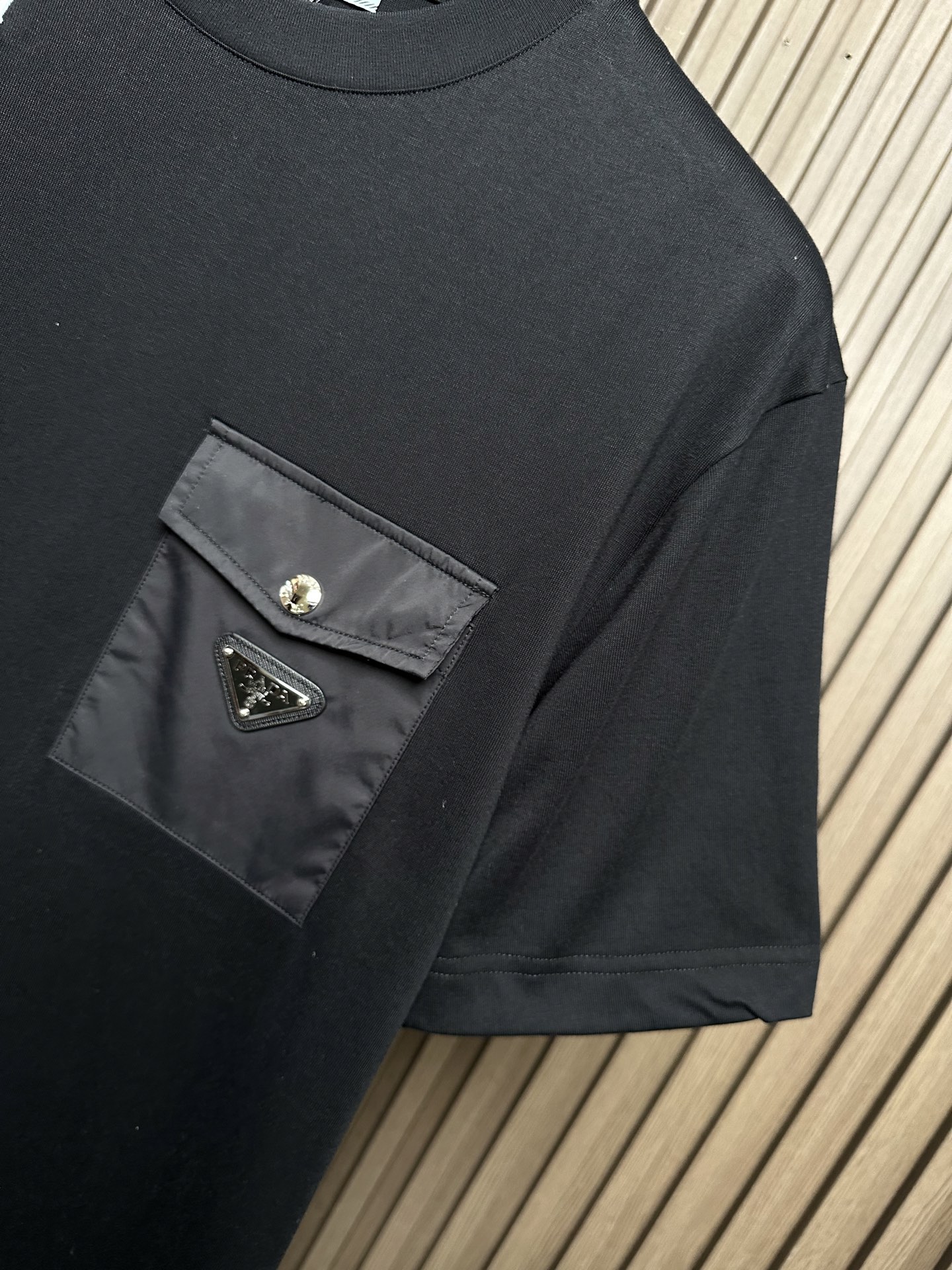 short sleeves