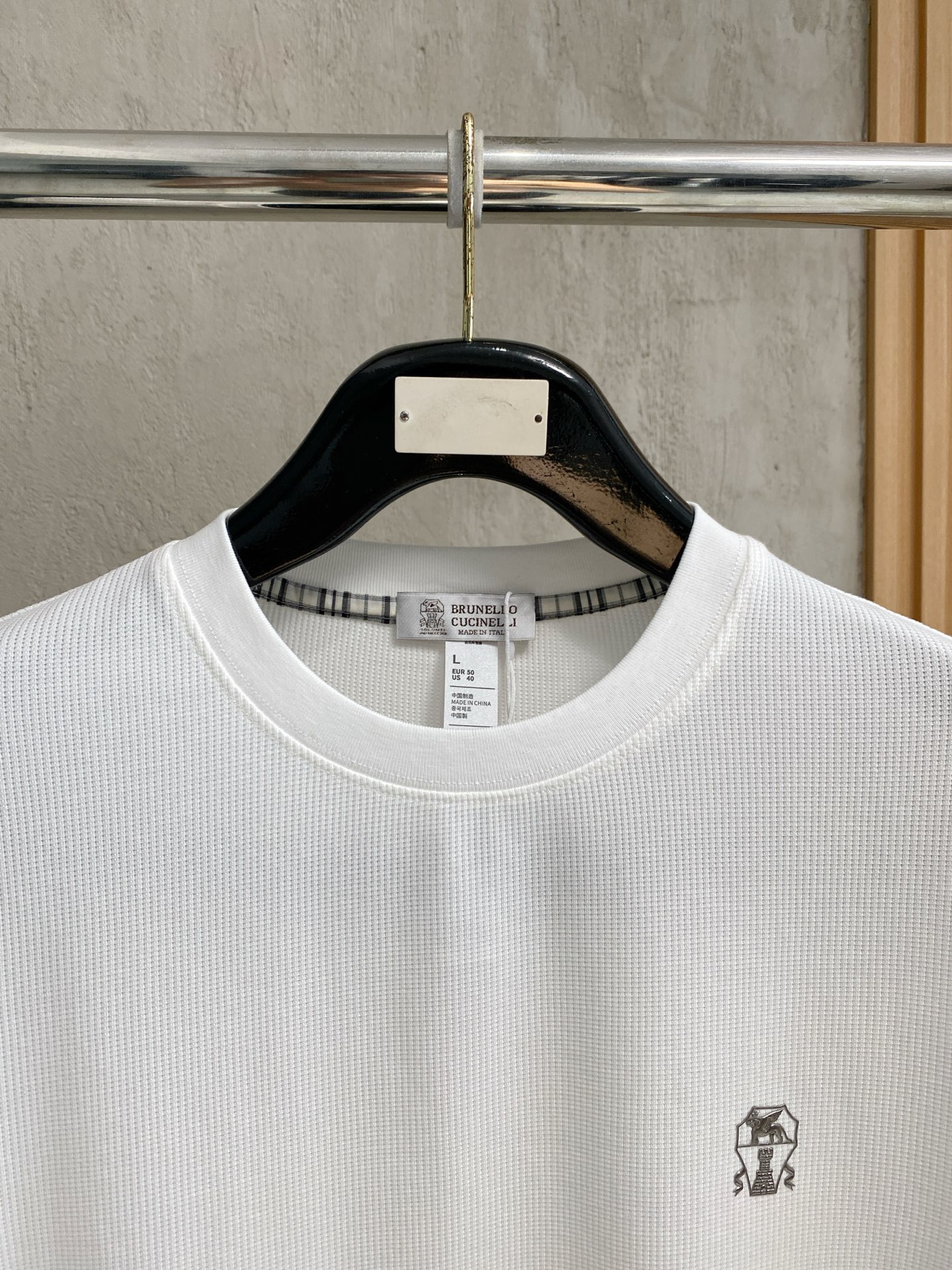 short sleeves