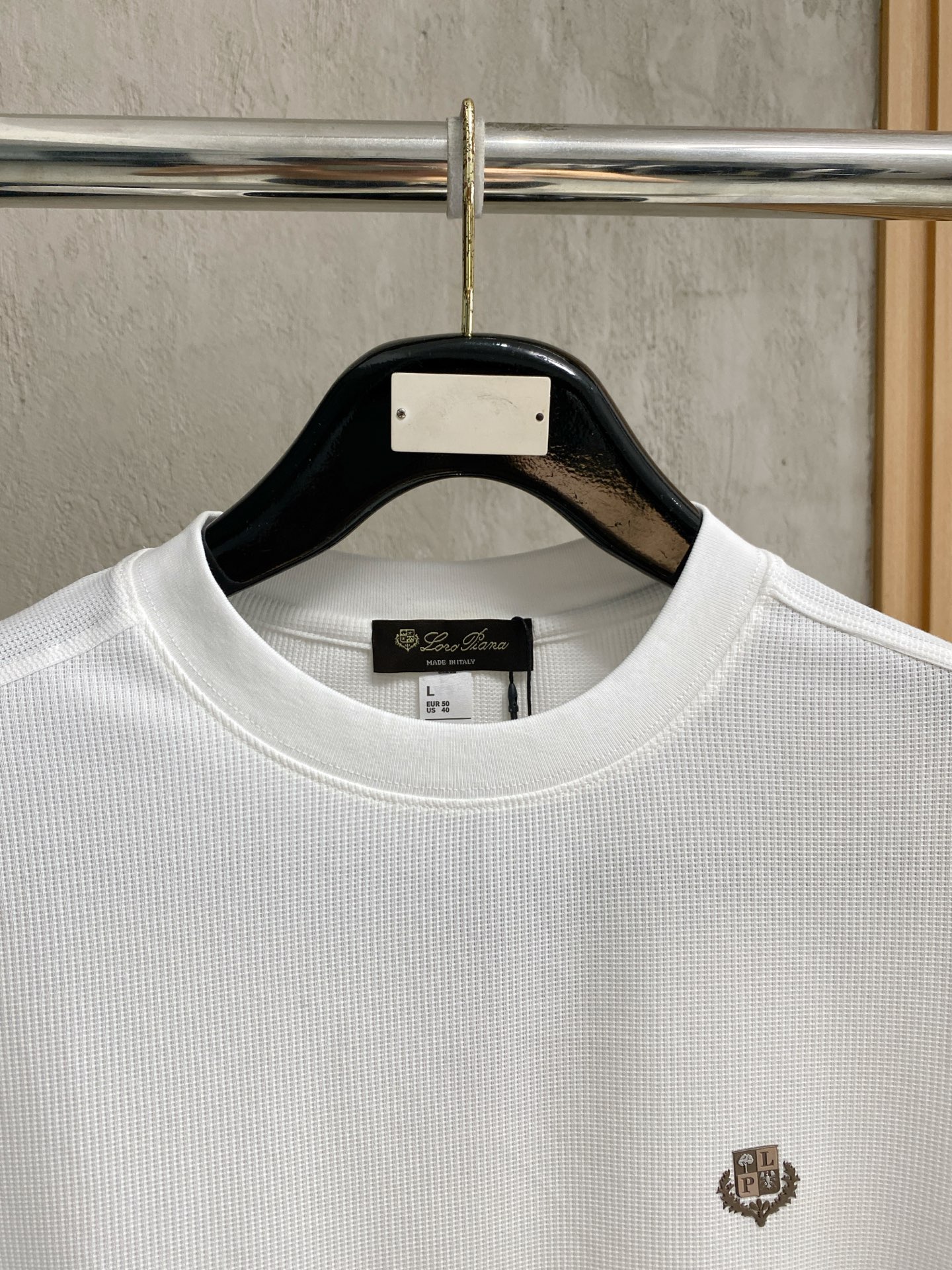 short sleeves
