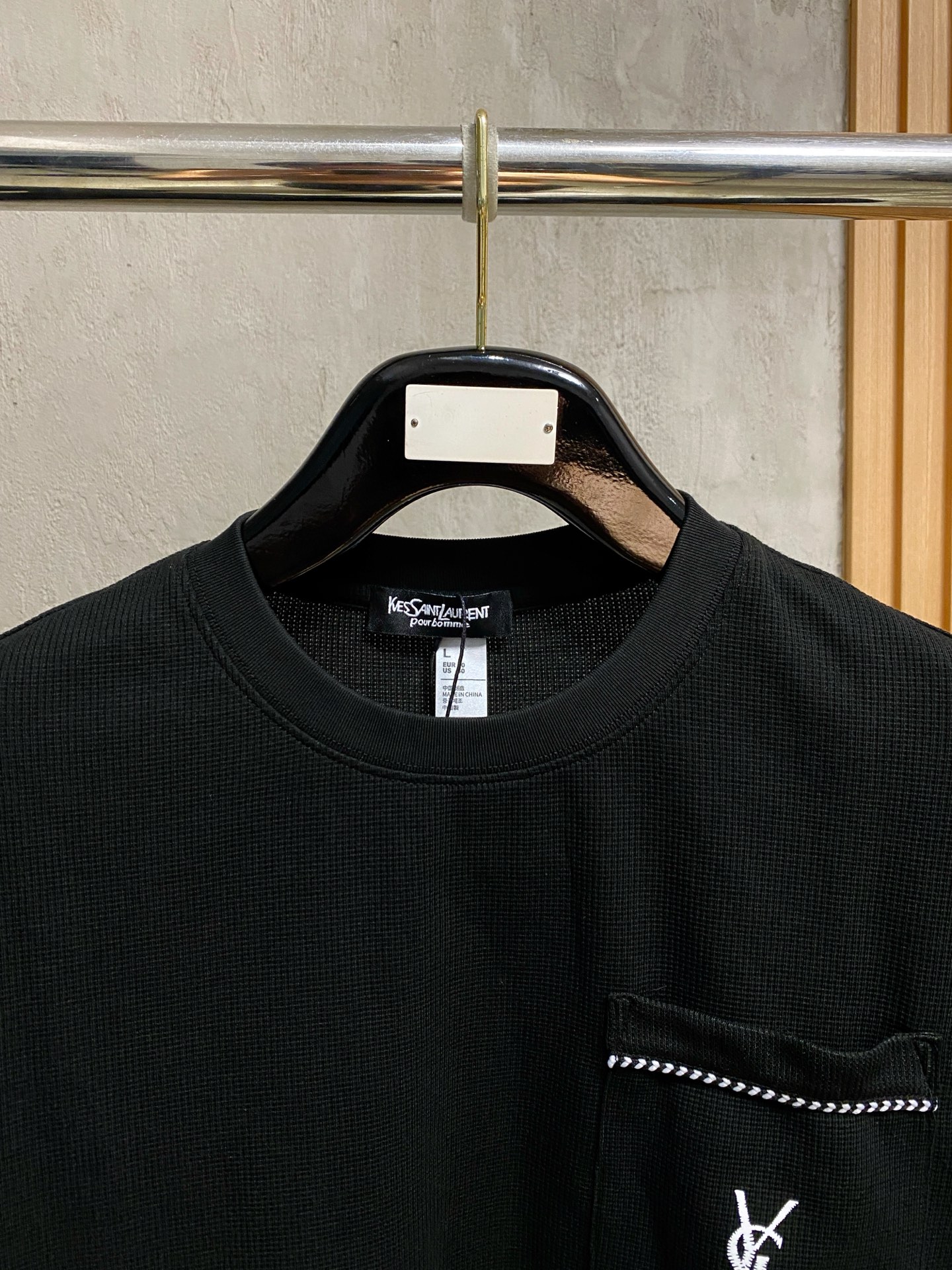 short sleeves