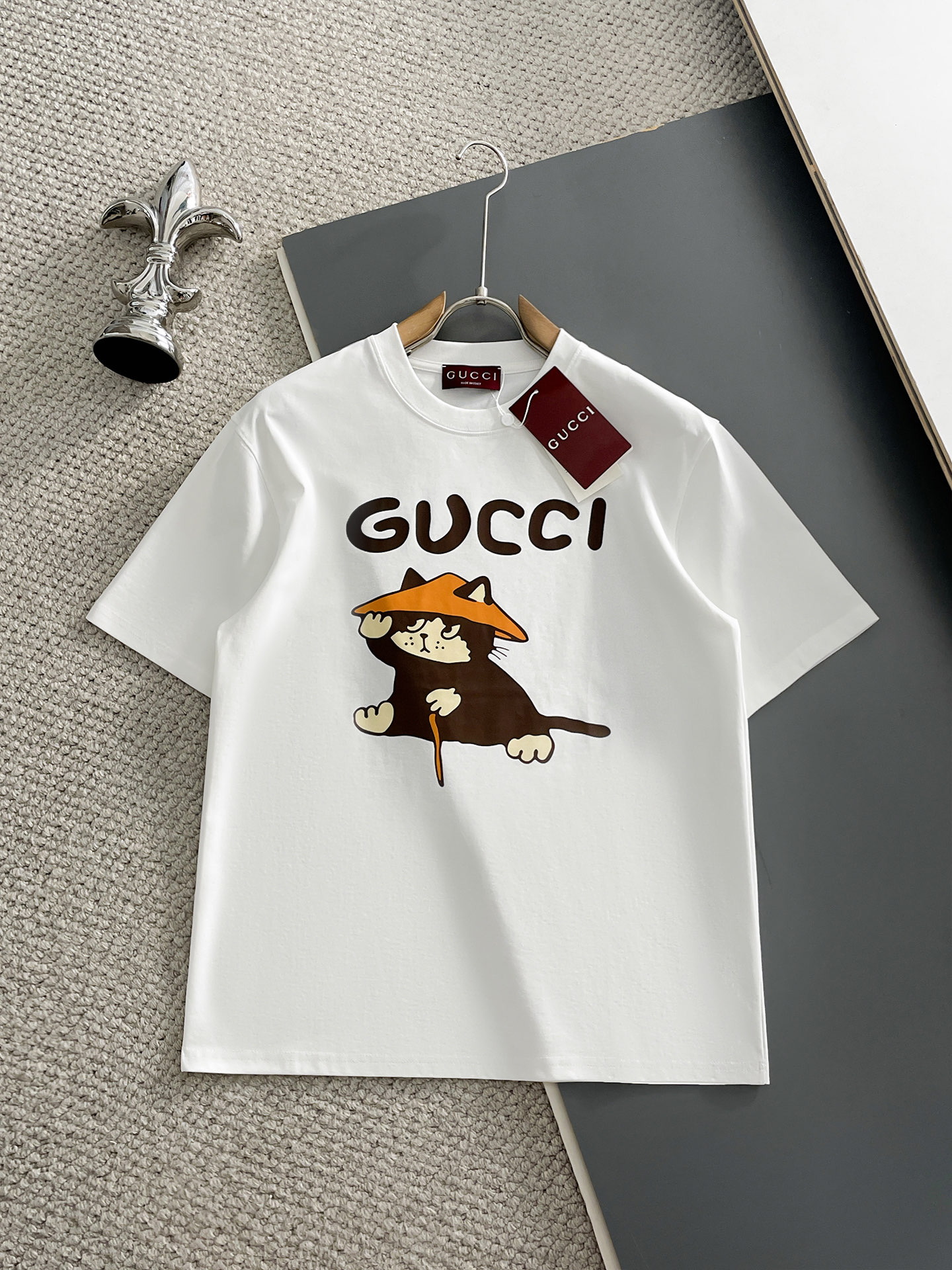short sleeves