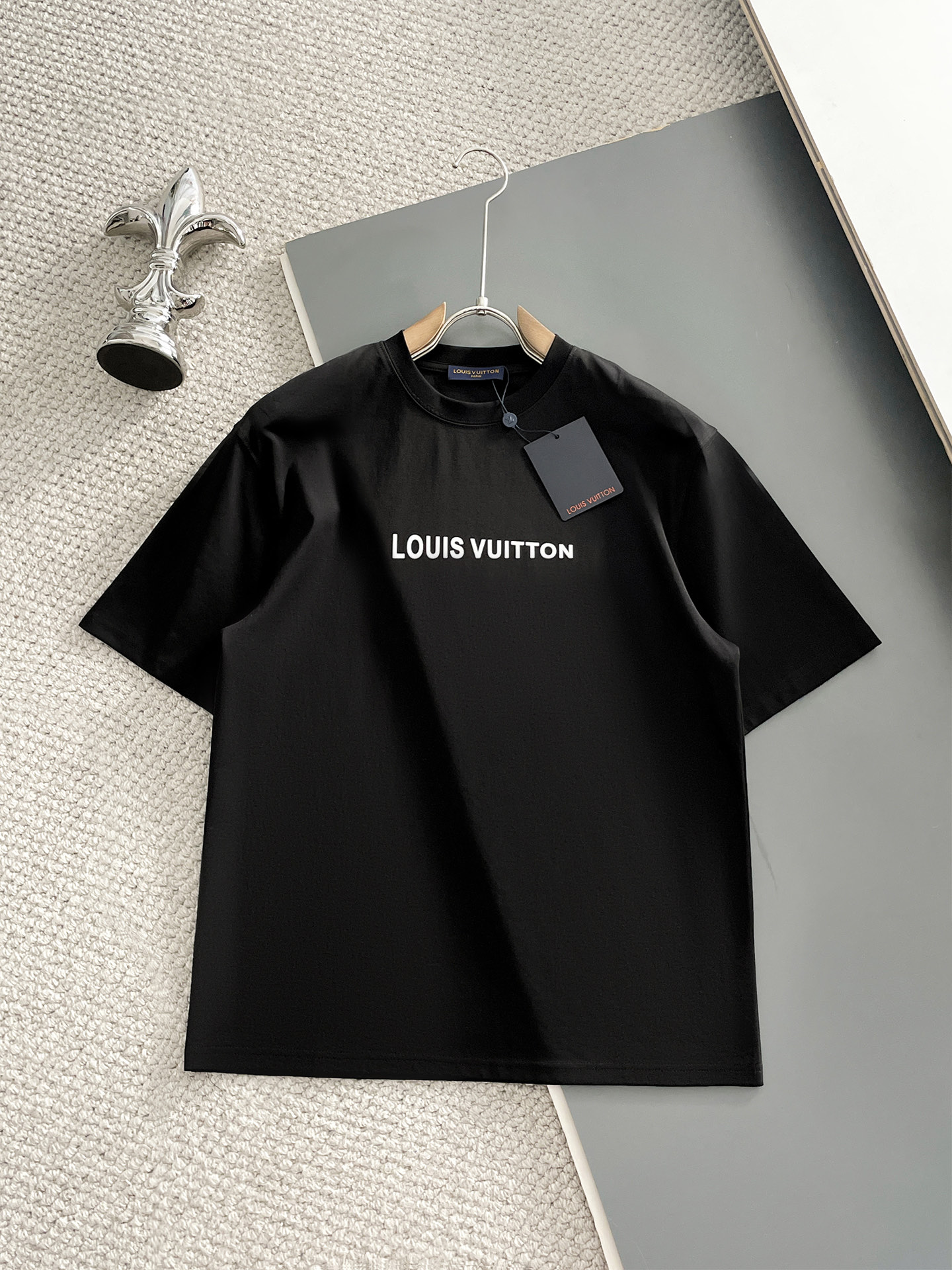 short sleeves