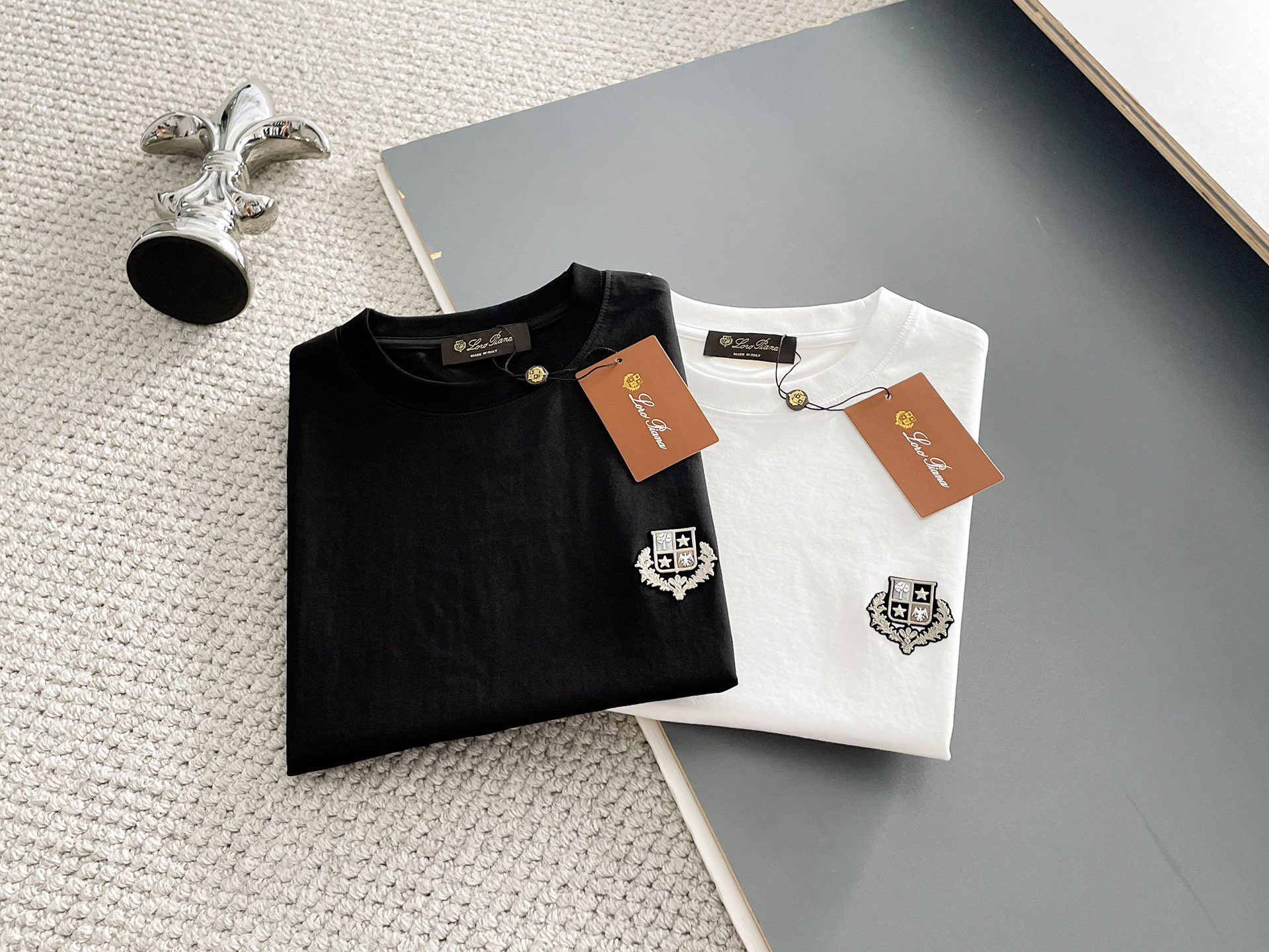short sleeves