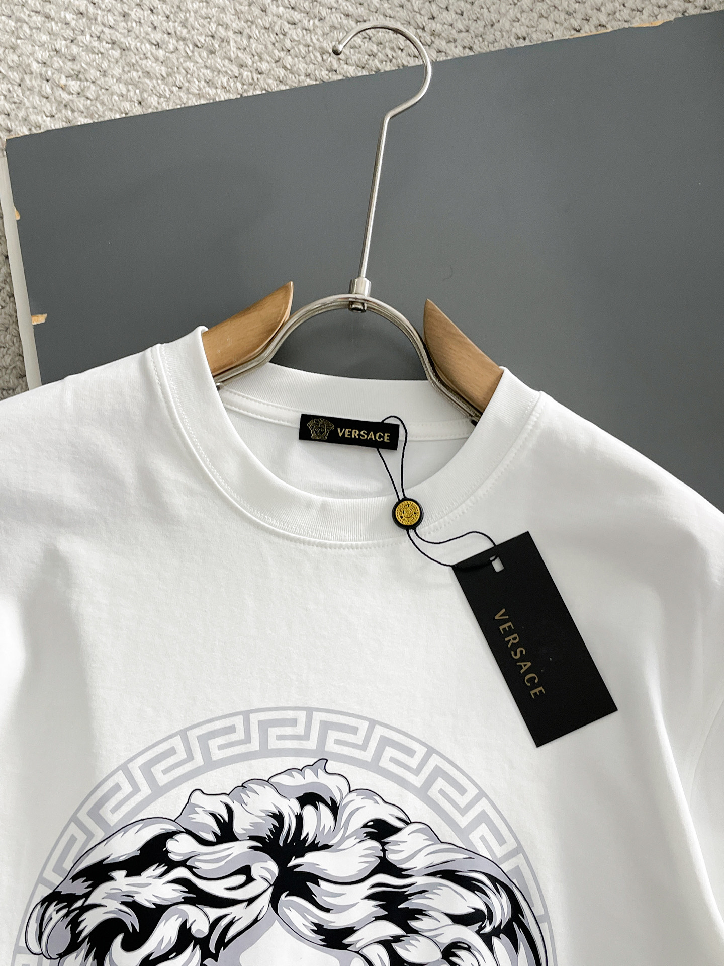 short sleeves